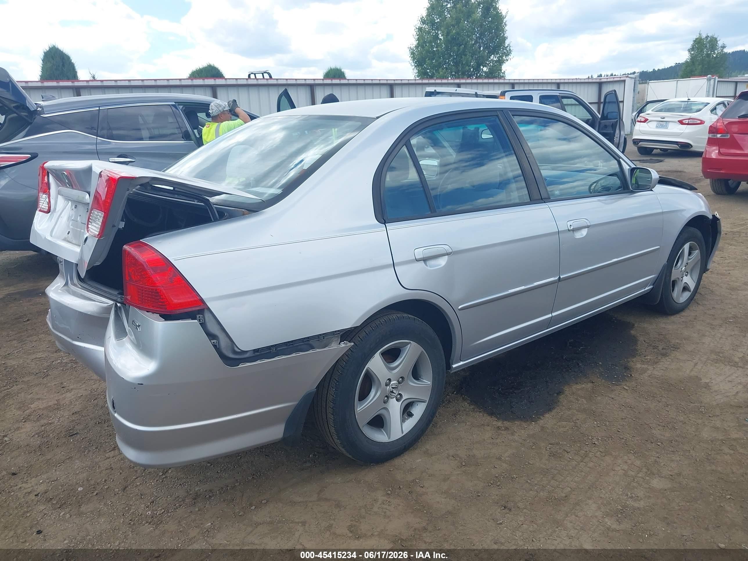 2004 Honda Civic Ex Silver vin: 2HGES26764H545915