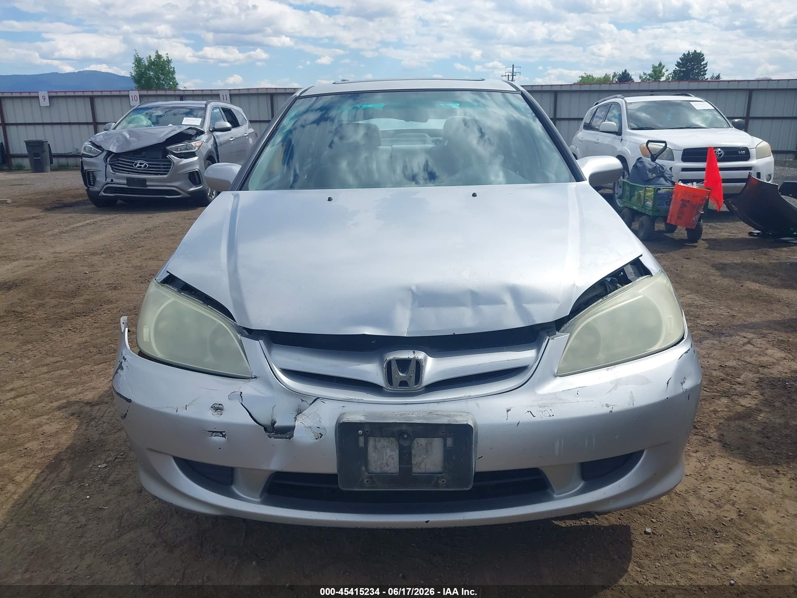 2004 Honda Civic Ex Silver vin: 2HGES26764H545915