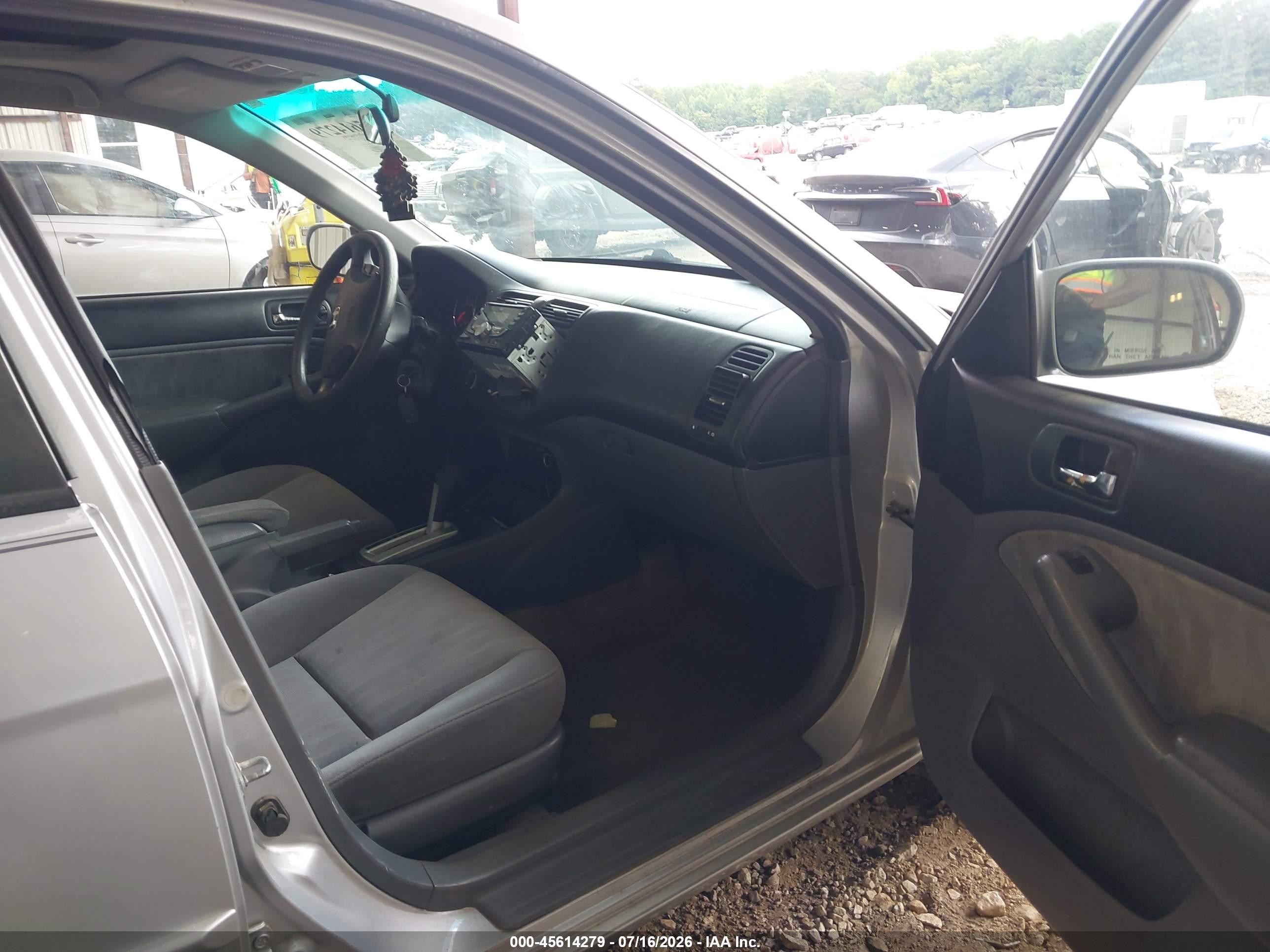 2004 Honda Civic Ex Silver vin: 2HGES26764H606437