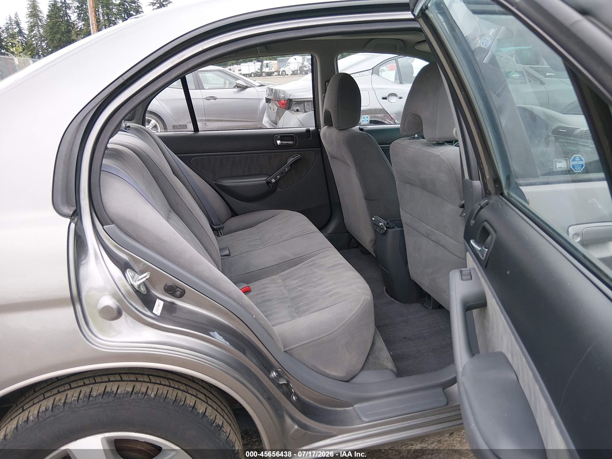 2004 Honda Civic Ex Серый vin: 2HGES26774H639107