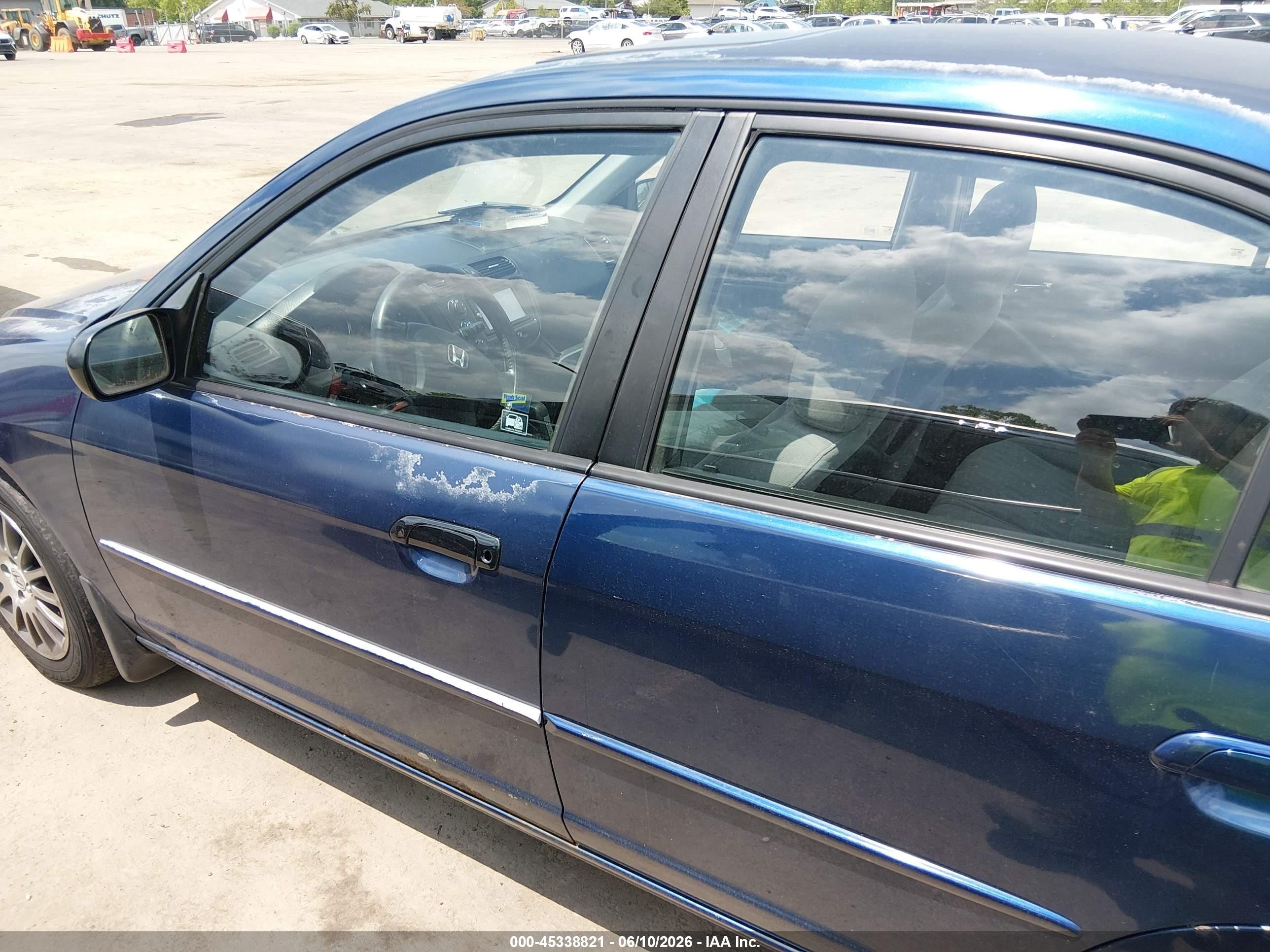 2005 Honda Civic Ex Синий vin: 2HGES26775H538392