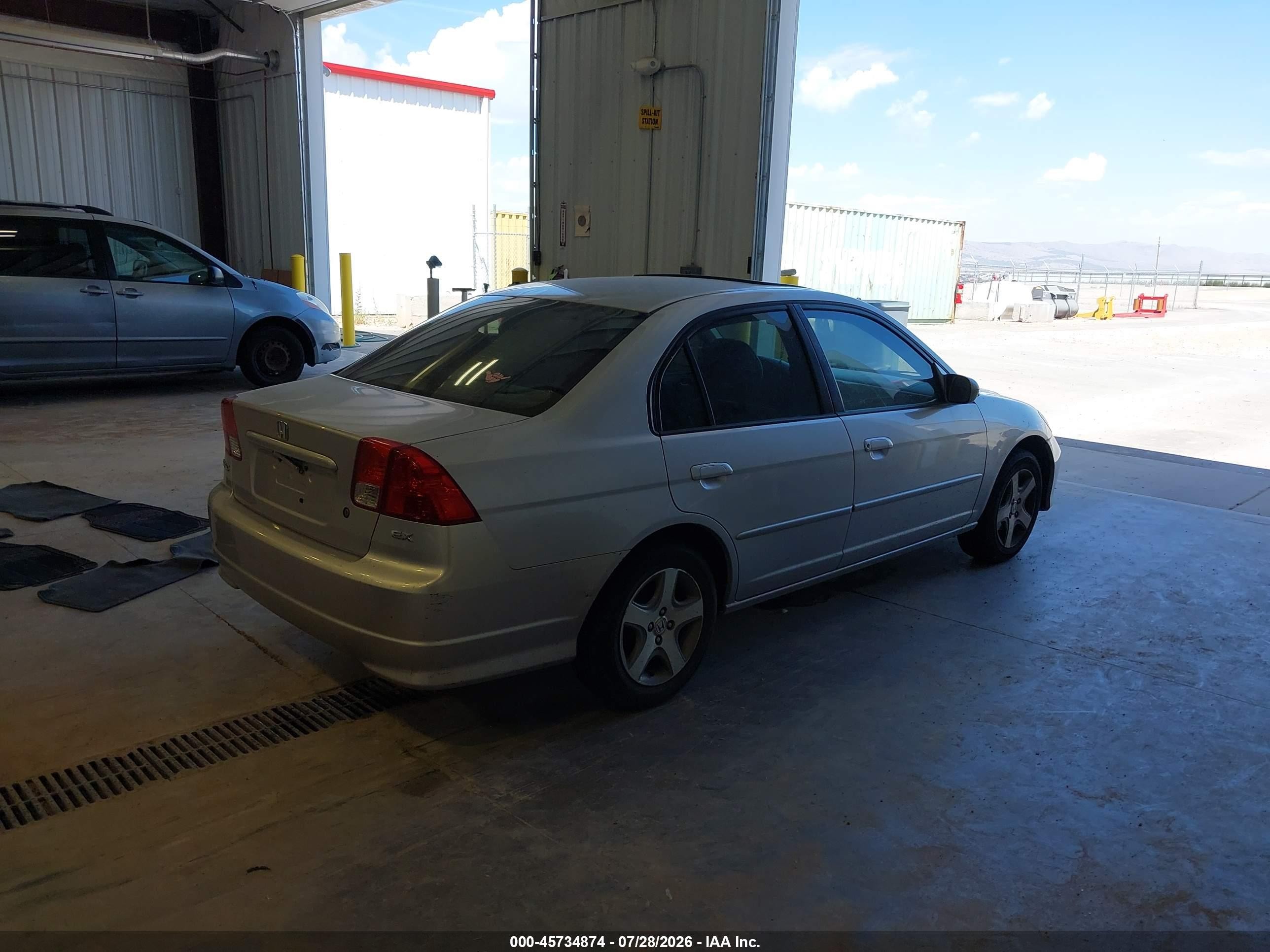 2005 Honda Civic Ex Silver vin: 2HGES26775H547223