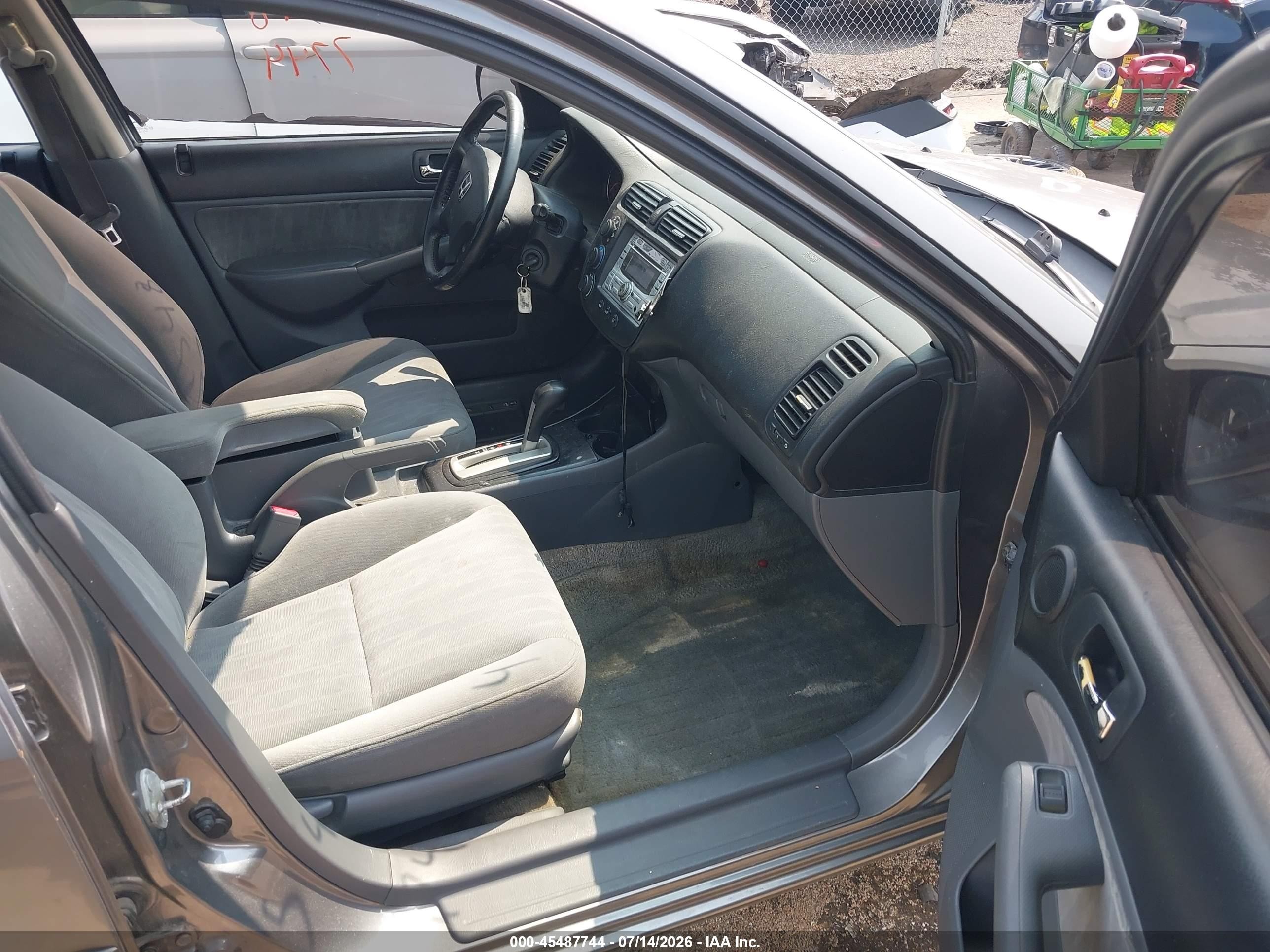 2005 Honda Civic Ex Серый vin: 2HGES26775H563356