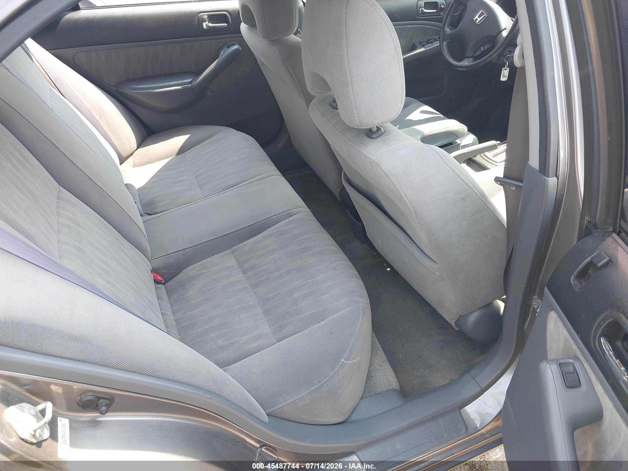 2005 Honda Civic Ex Серый vin: 2HGES26775H563356