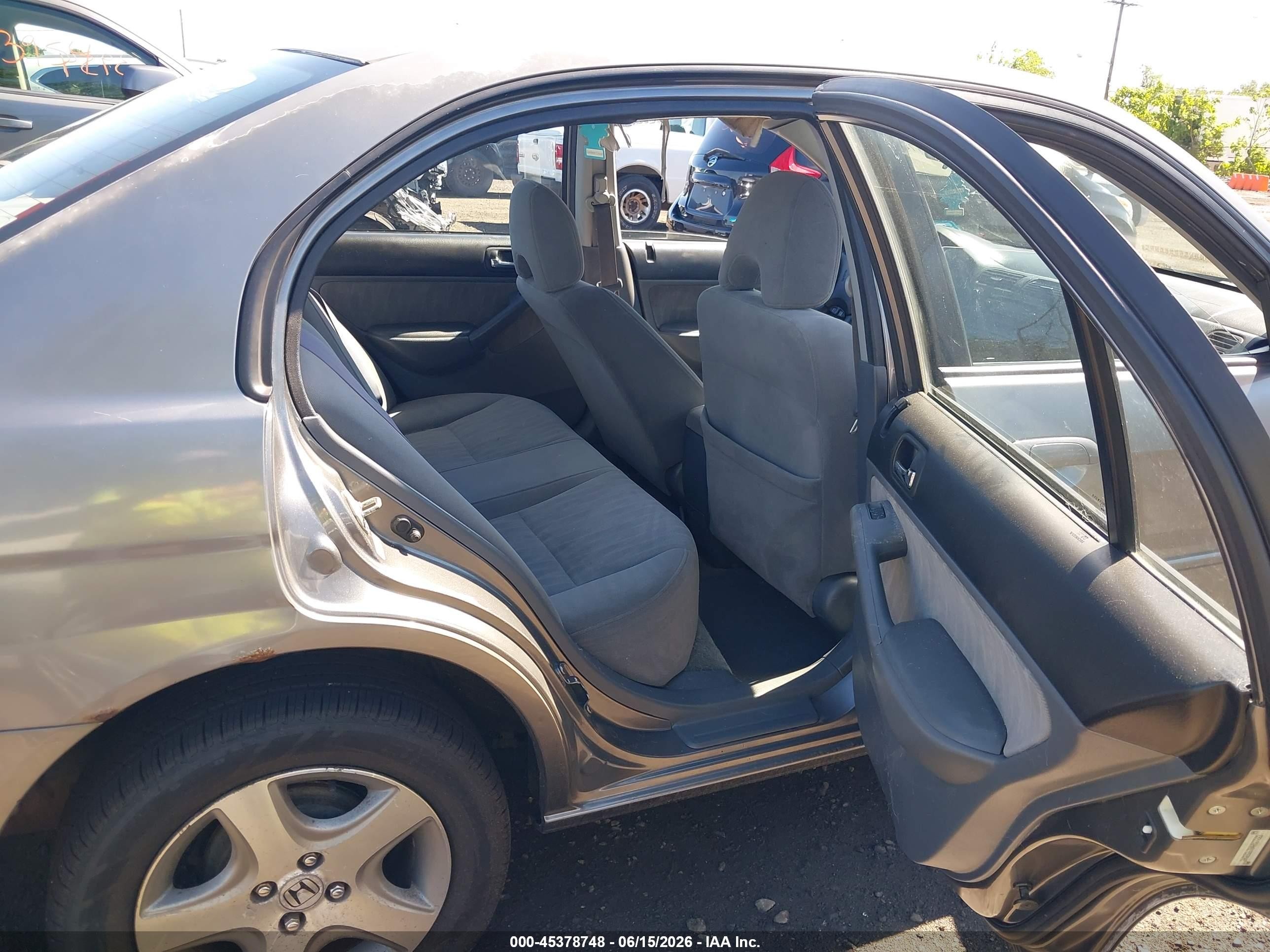 2004 Honda Civic Ex Серый vin: 2HGES26784H527223
