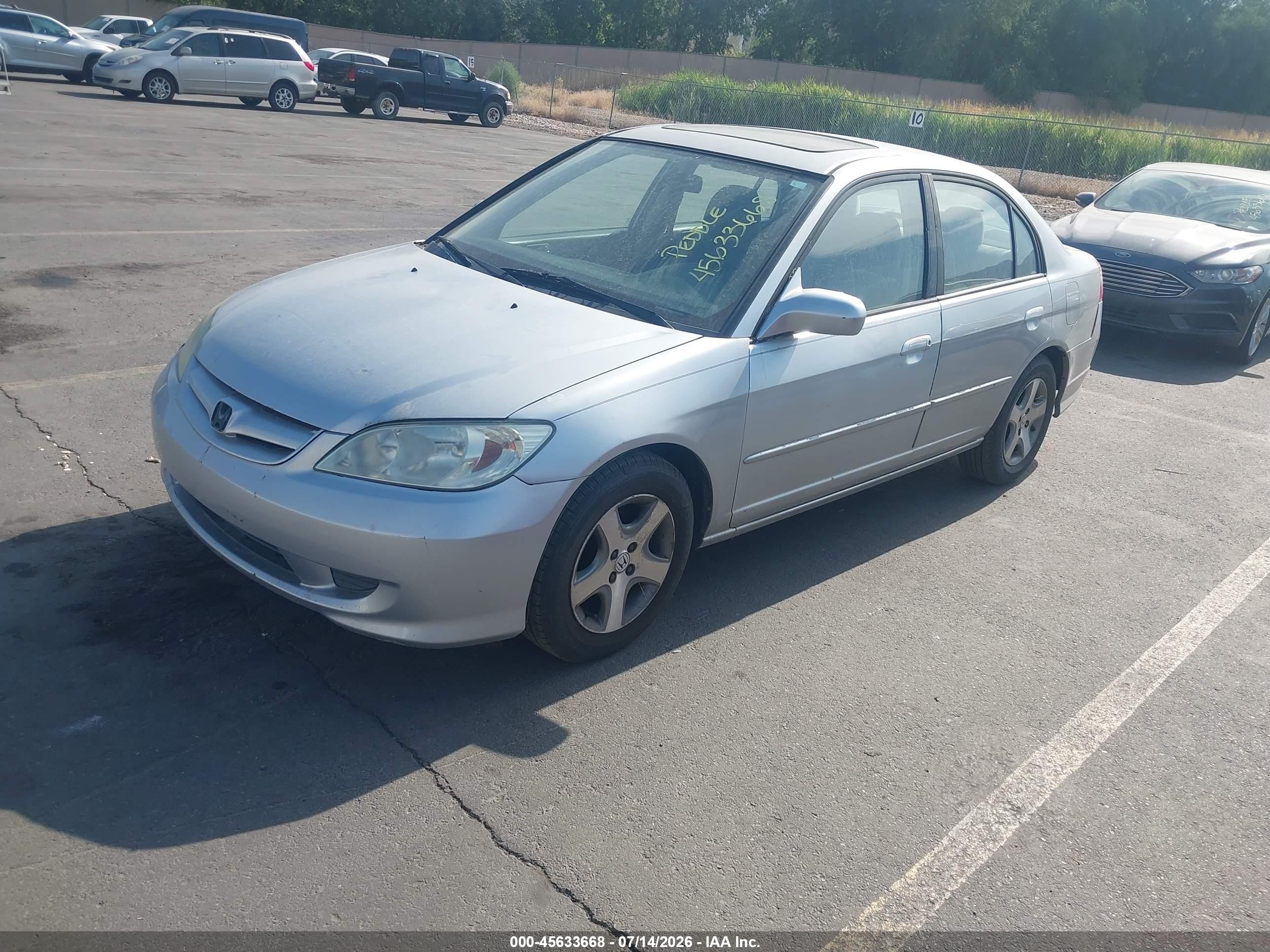 2004 Honda Civic Ex Серый vin: 2HGES26784H572825