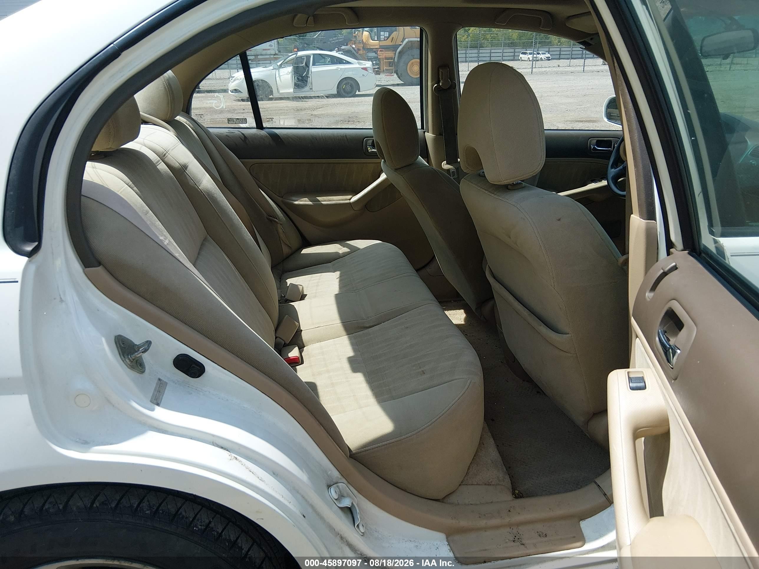 2004 Honda Civic Ex Белый vin: 2HGES26784H584375