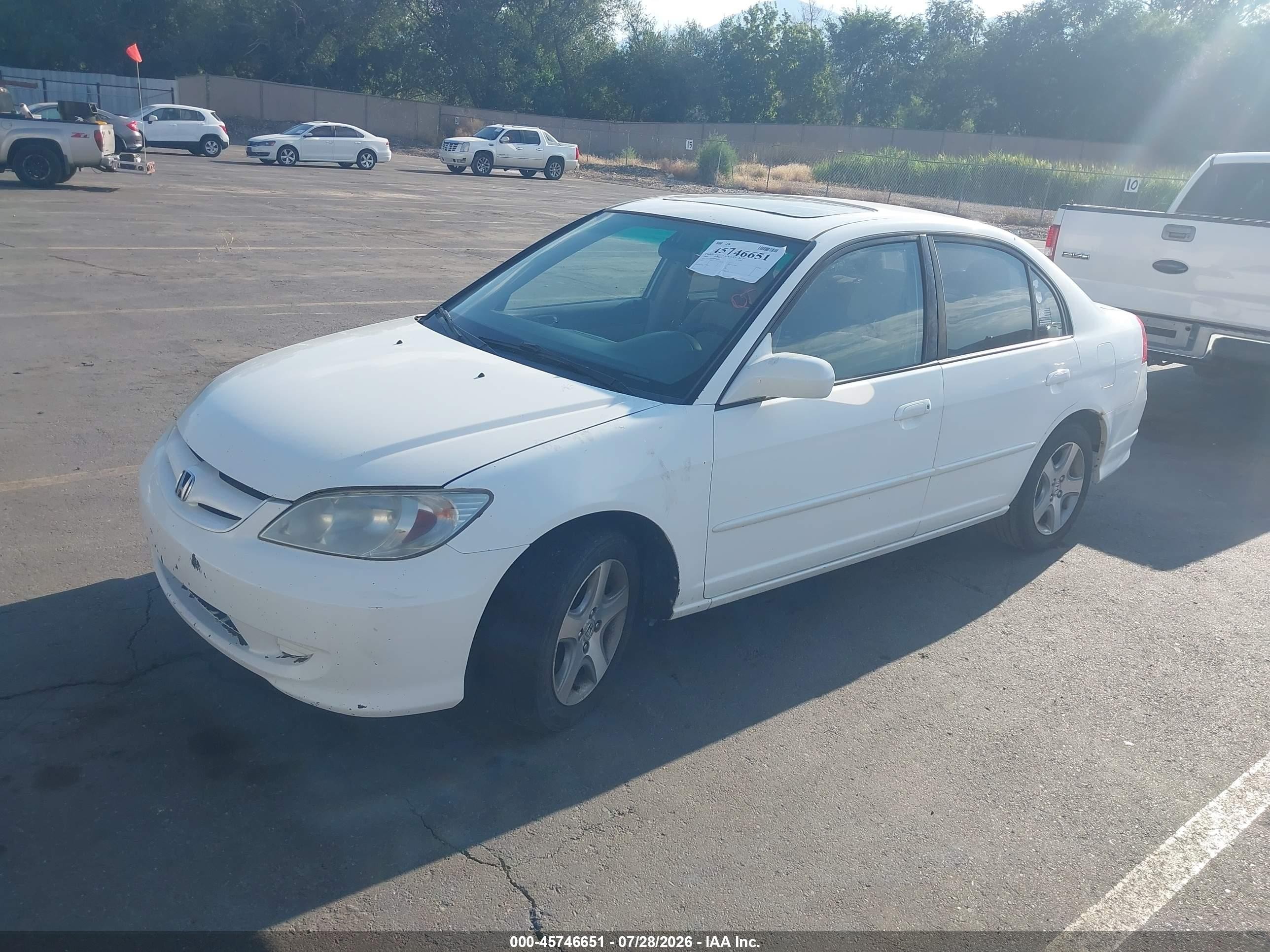 2004 Honda Civic Ex White vin: 2HGES26844H566013