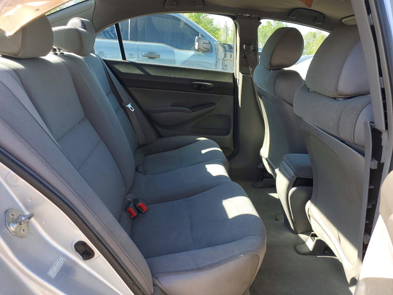 2007 Honda Civic Dx Серебряный vin: 2HGFA15317H027764