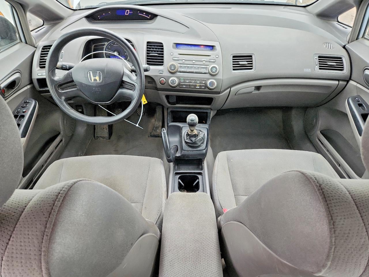 2007 Honda Civic Dx Silver vin: 2HGFA15317H037775