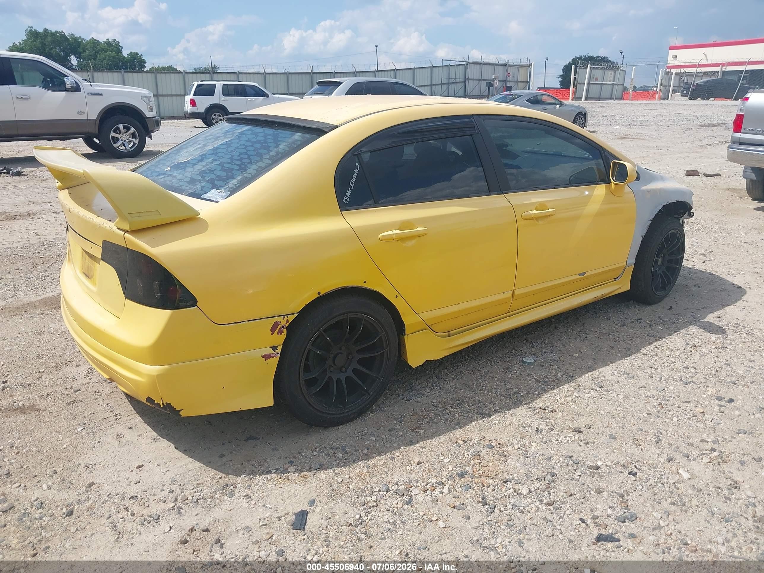 2008 Honda Civic Lx Yellow vin: 2HGFA15508H351131