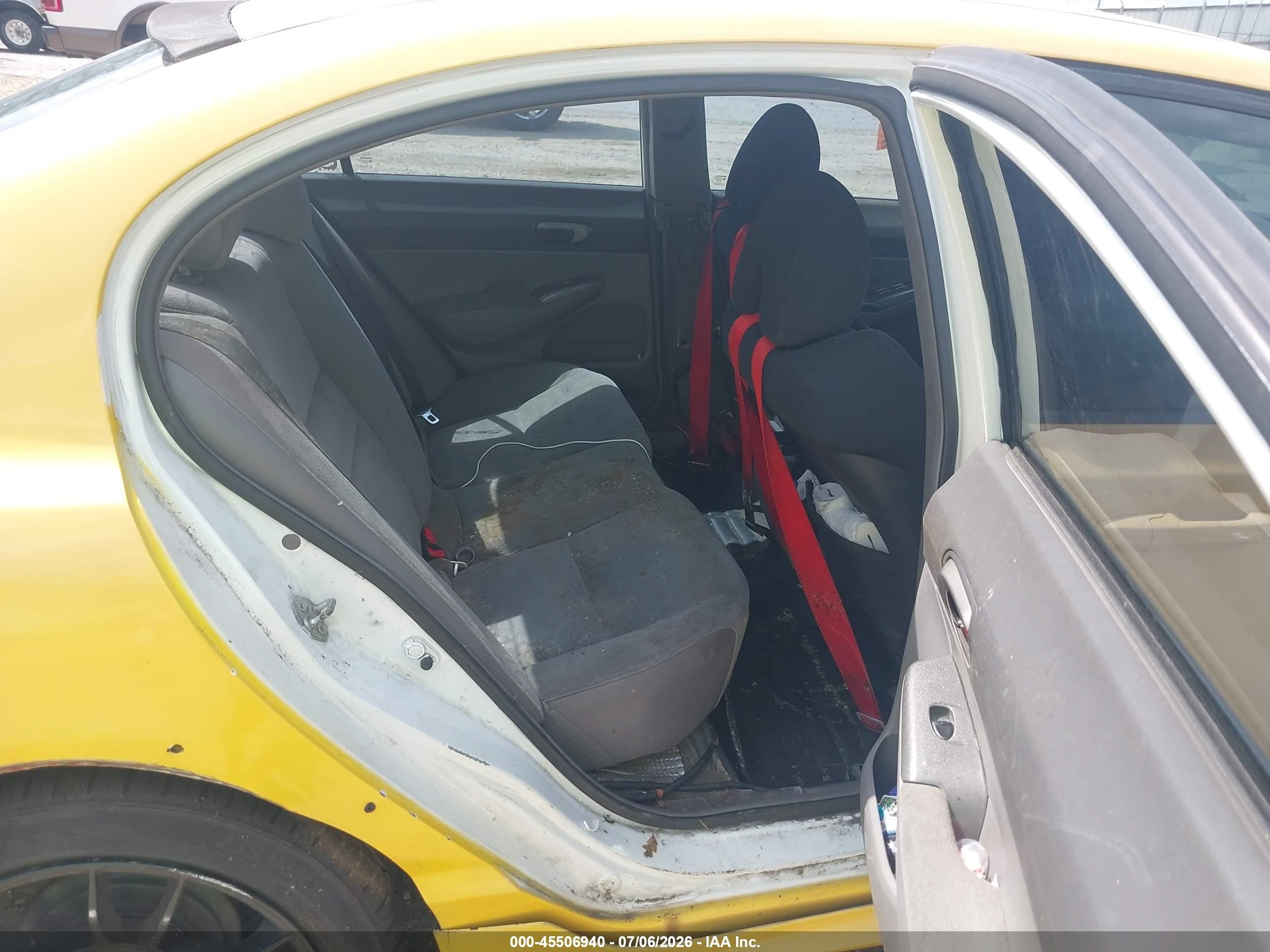 2008 Honda Civic Lx Yellow vin: 2HGFA15508H351131
