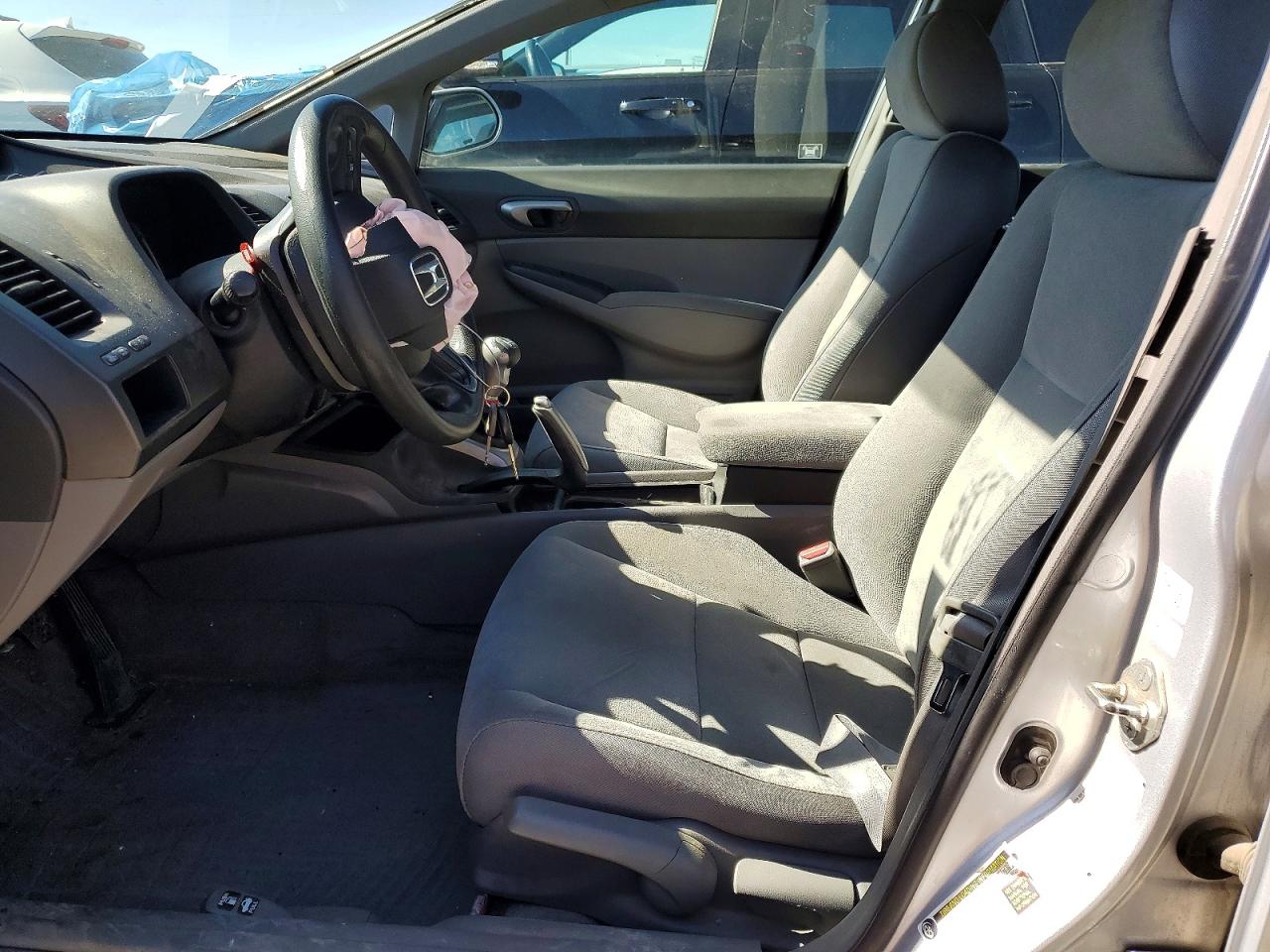 2008 Honda Civic Lx Silver vin: 2HGFA15568H515191