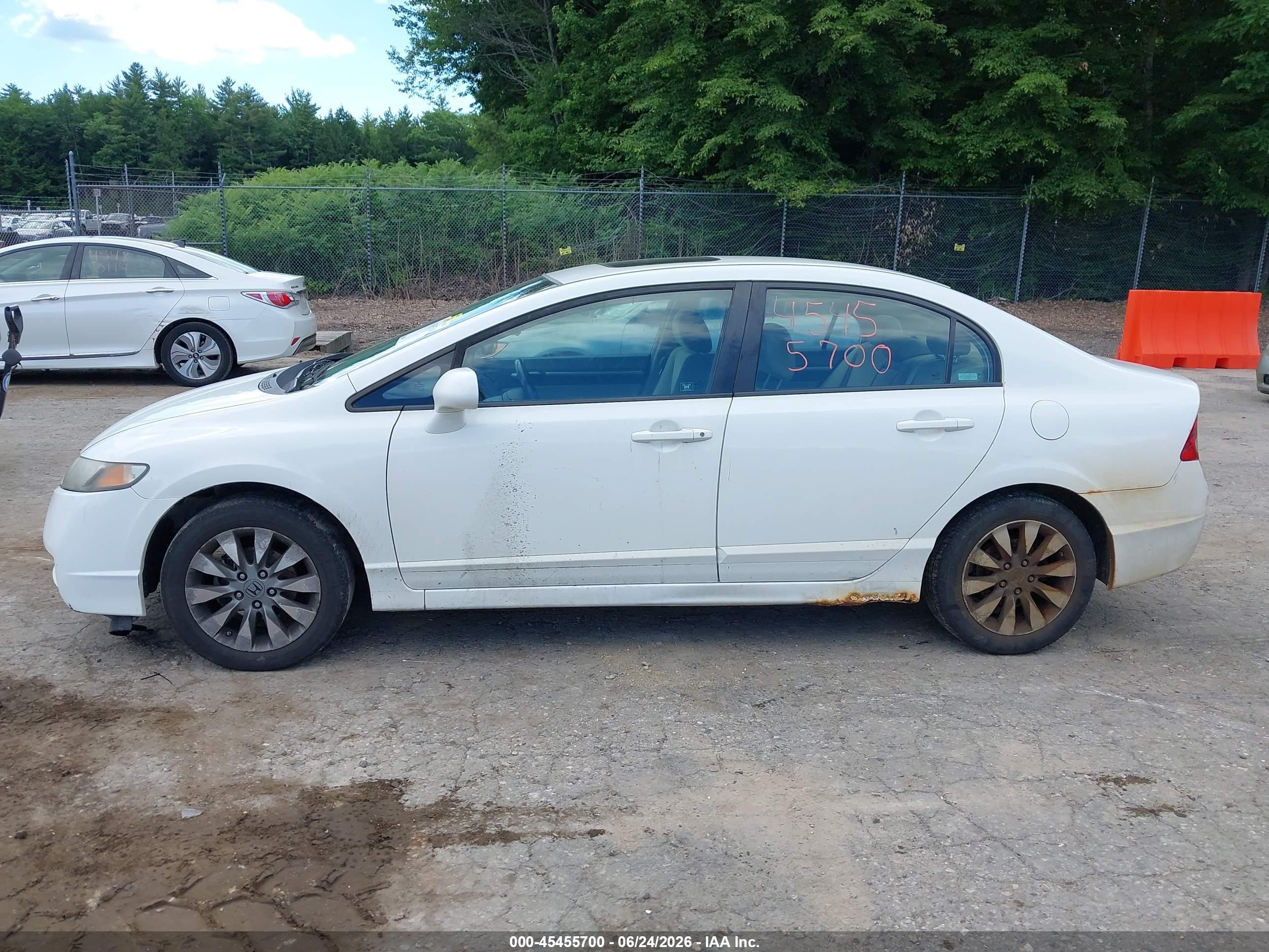 2009 Honda Civic Ex White vin: 2HGFA15899H514886