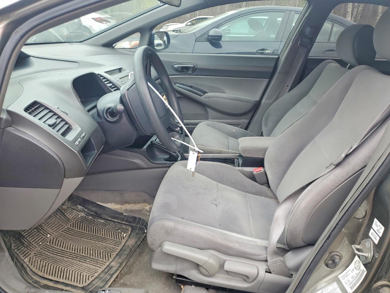 2006 Honda Civic Dx Vp Серебряный vin: 2HGFA16306H008152