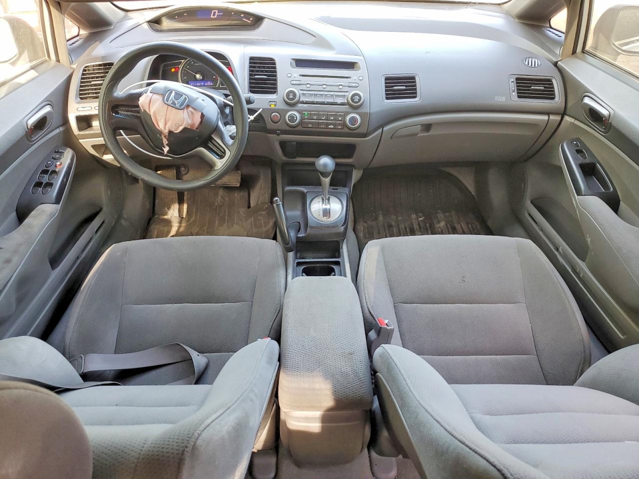 2007 Honda Civic Dx Серебряный vin: 2HGFA16307H025843