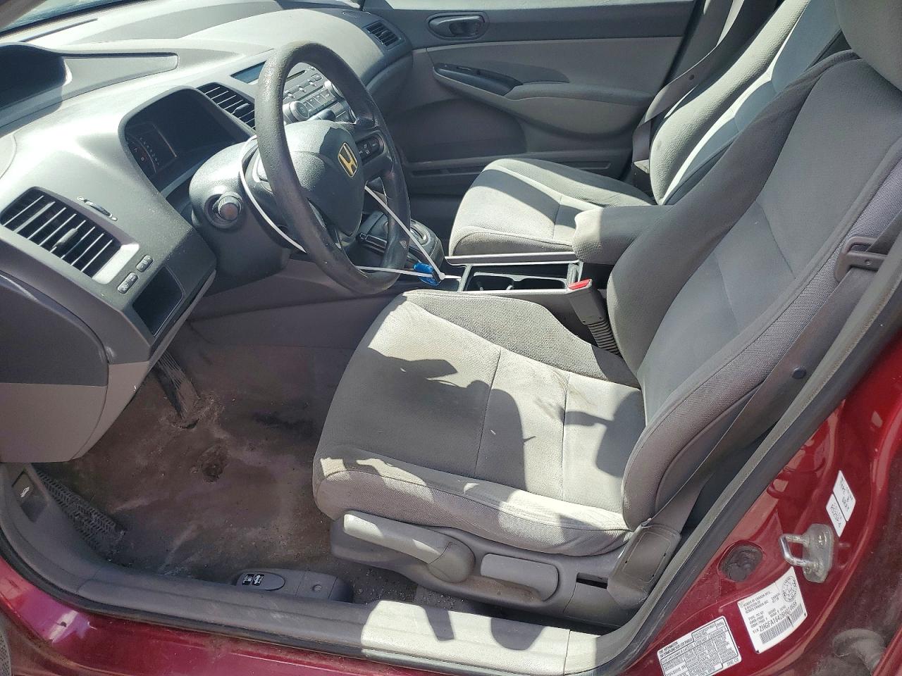 2008 Honda Civic Dx-g Red vin: 2HGFA16428H024686