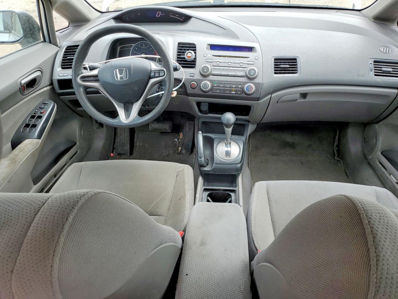 2009 Honda Civic Dx-g Серебряный vin: 2HGFA16469H102579