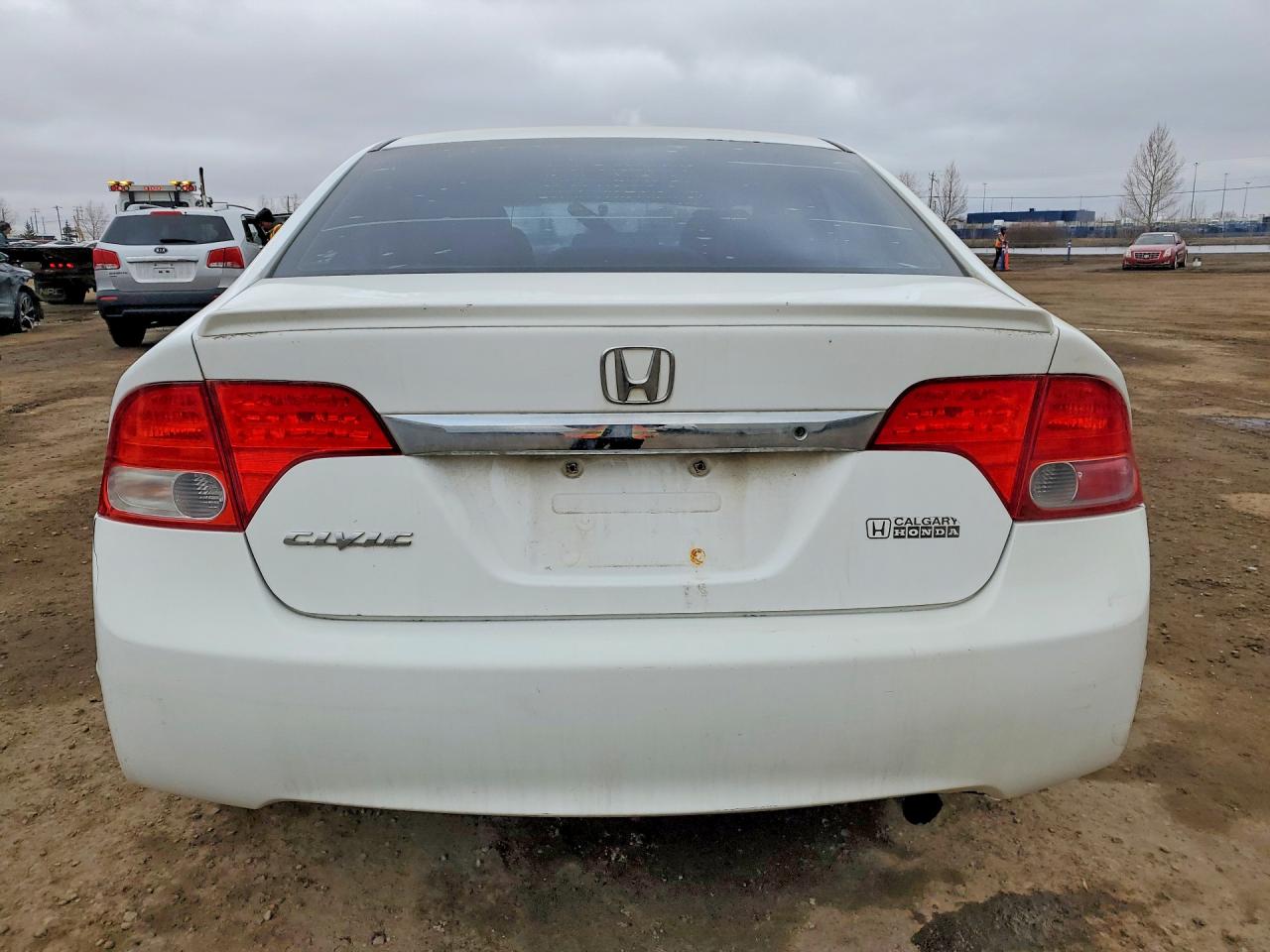 2009 Honda Civic Dx-g 4dr White vin: 2HGFA16479H102901