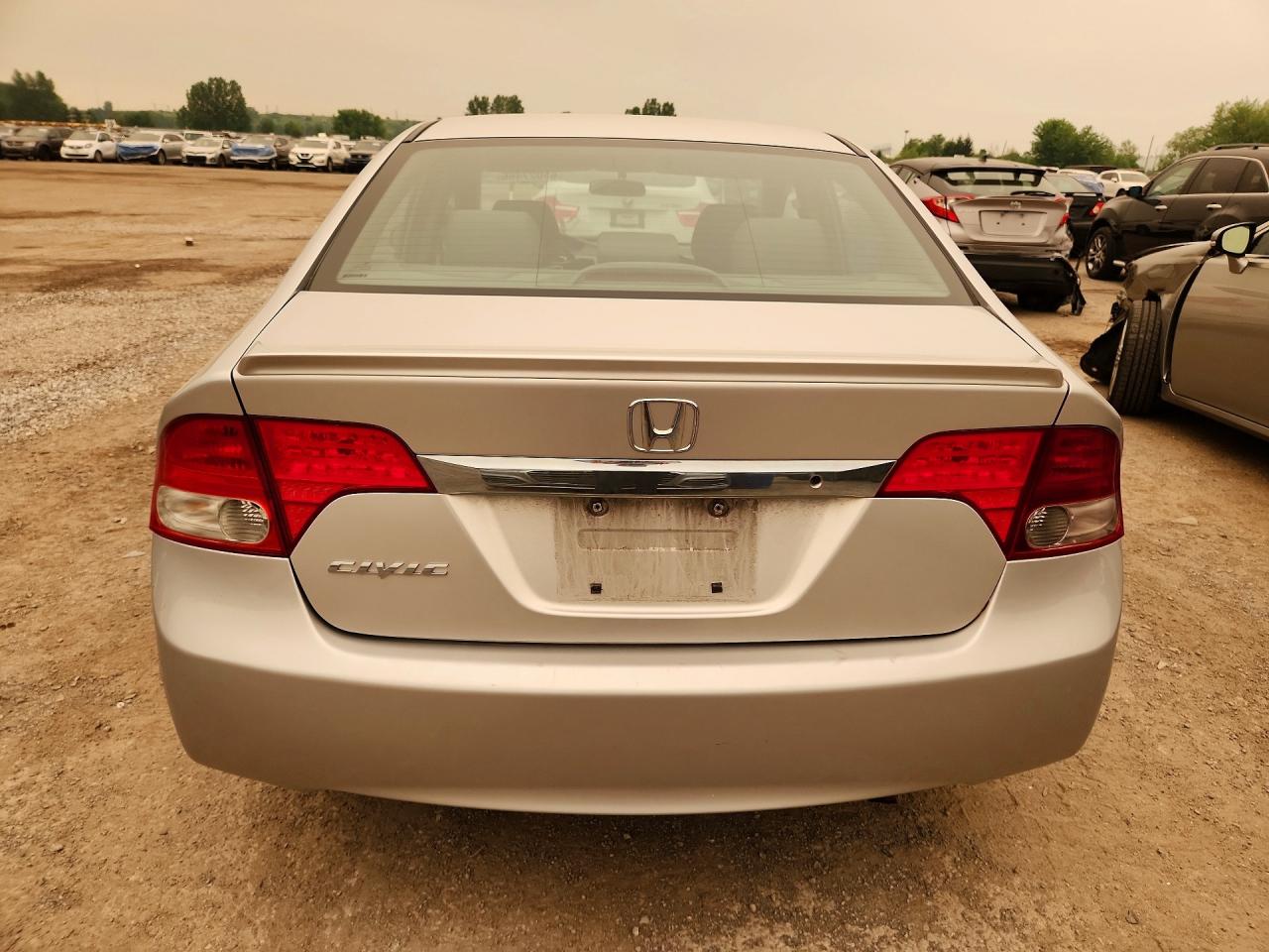 2009 Honda Civic Dx-g Silver vin: 2HGFA16479H115762