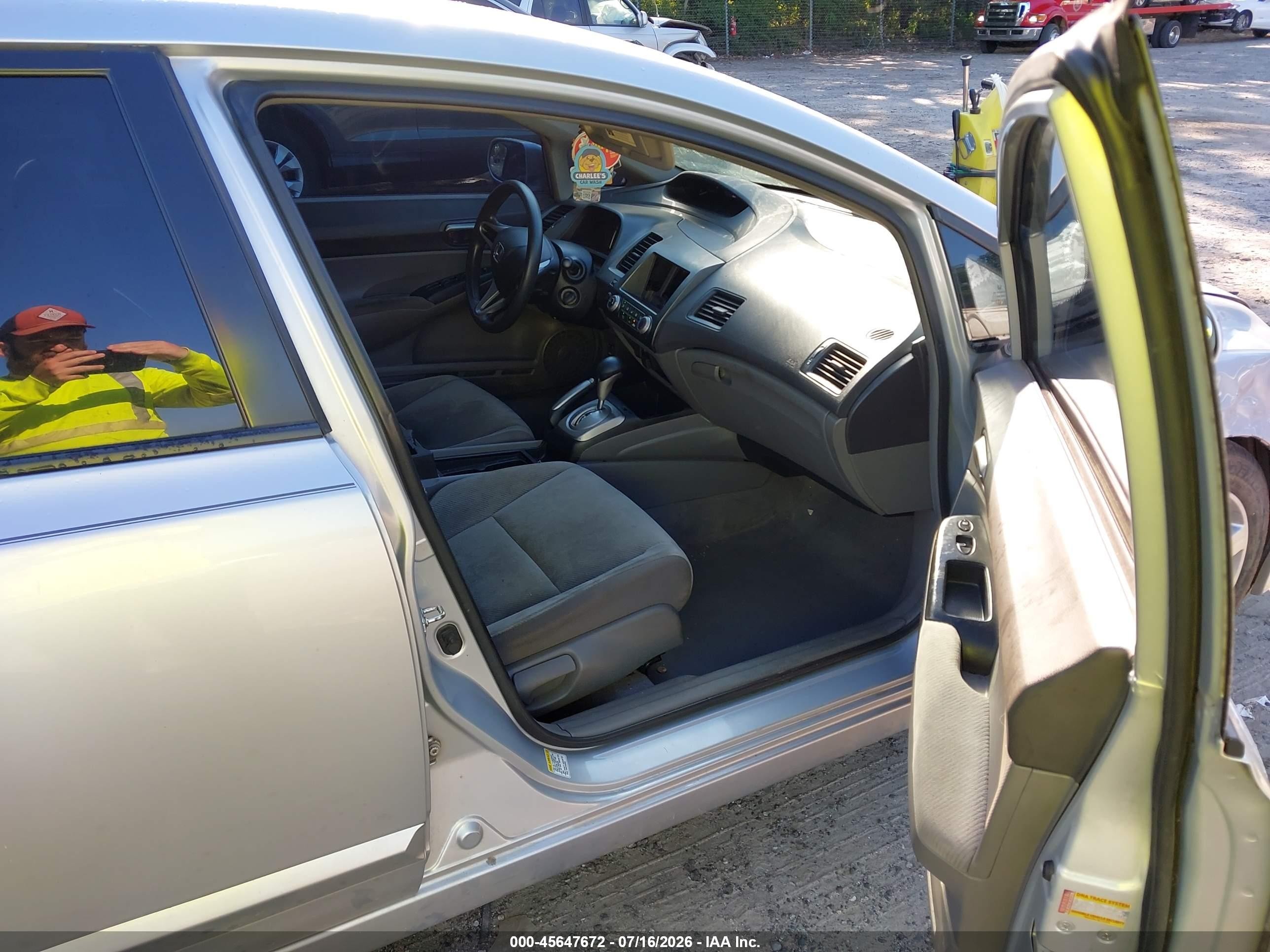 2009 Honda Civic Lx Silver vin: 2HGFA16509H539650