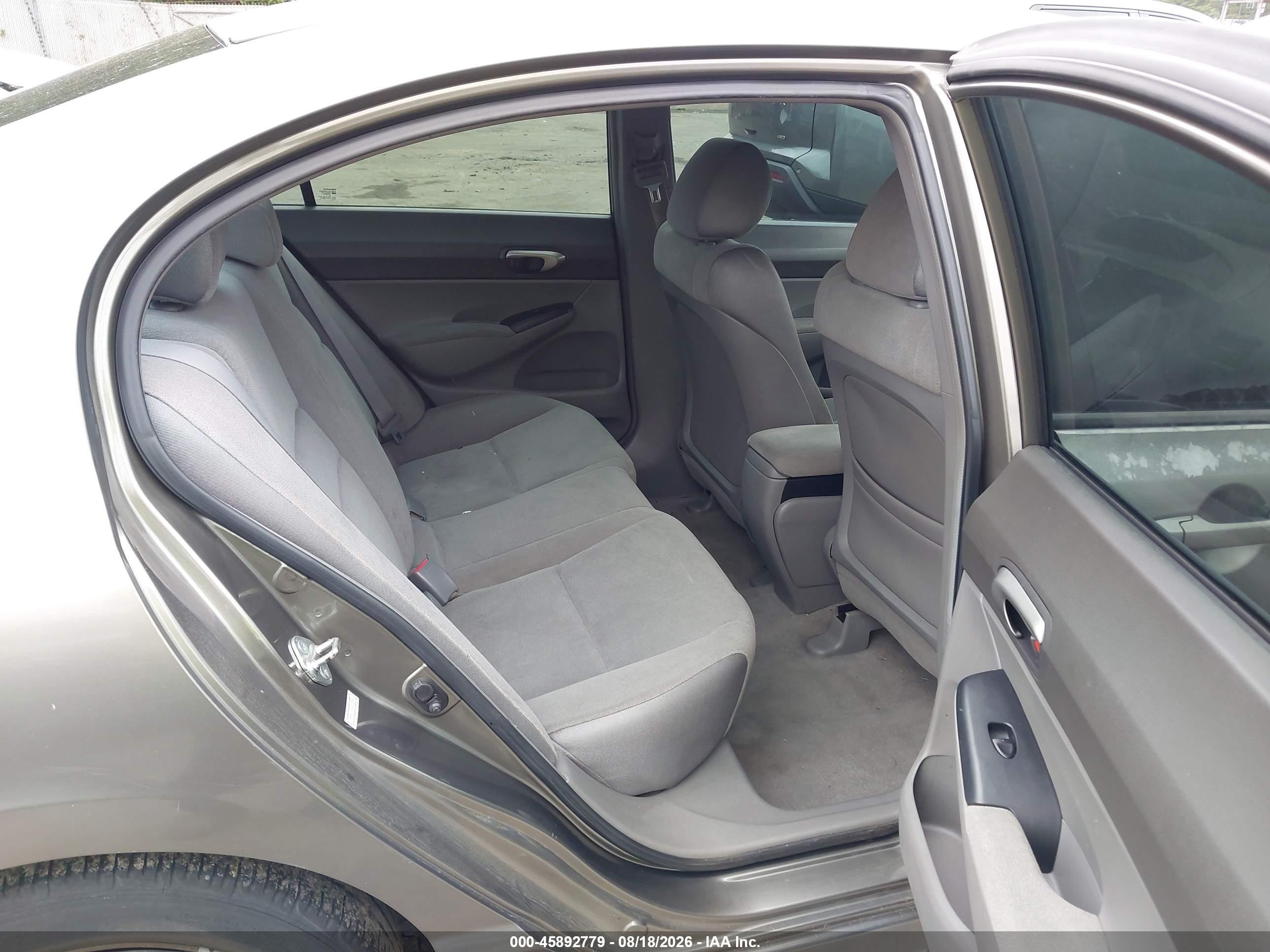 2006 Honda Civic Lx Silver vin: 2HGFA16516H513781