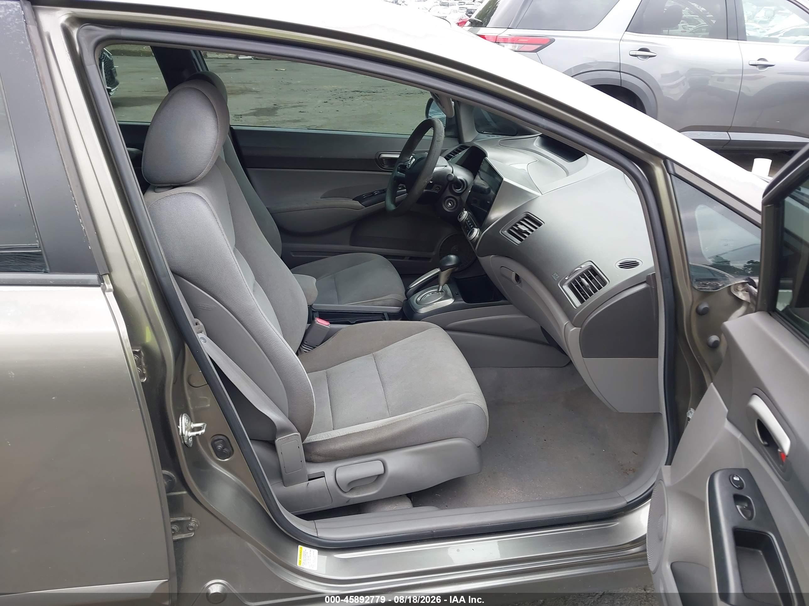 2006 Honda Civic Lx Silver vin: 2HGFA16516H513781
