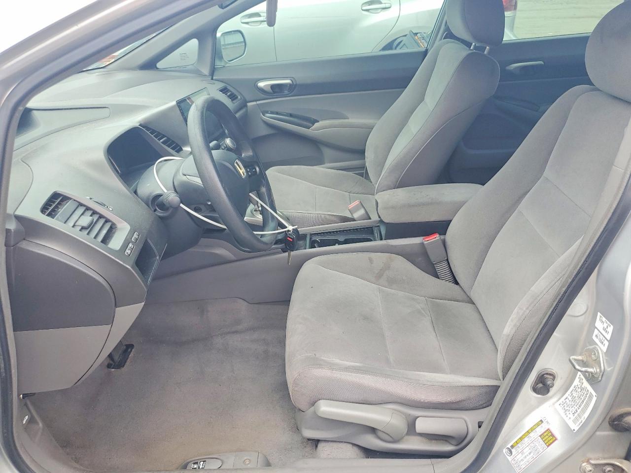 2008 Honda Civic Lx Silver vin: 2HGFA16518H332425