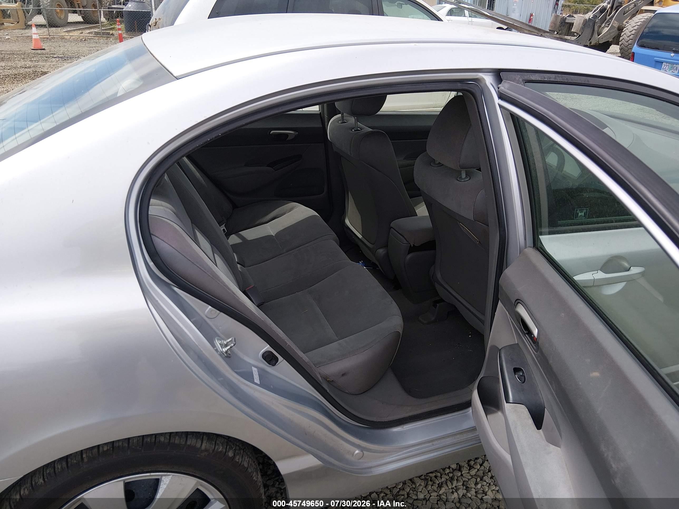 2008 Honda Civic Lx Silver vin: 2HGFA16518H339052