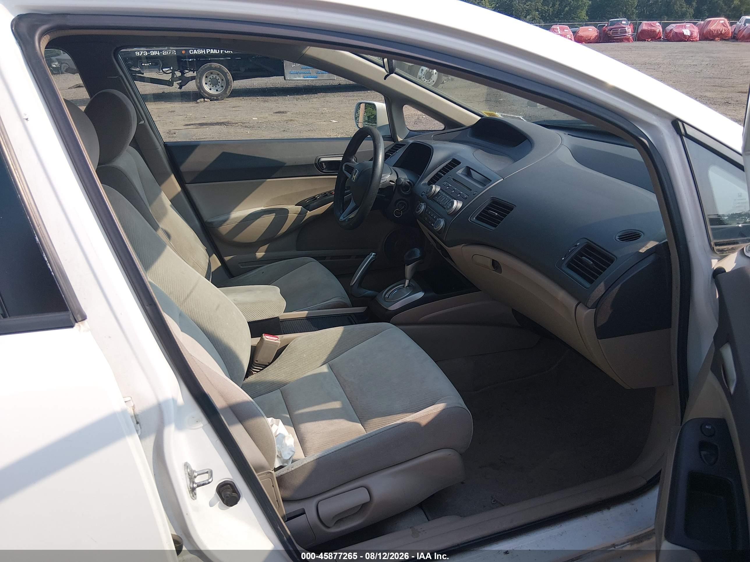 2009 Honda Civic Lx White vin: 2HGFA16529H332127
