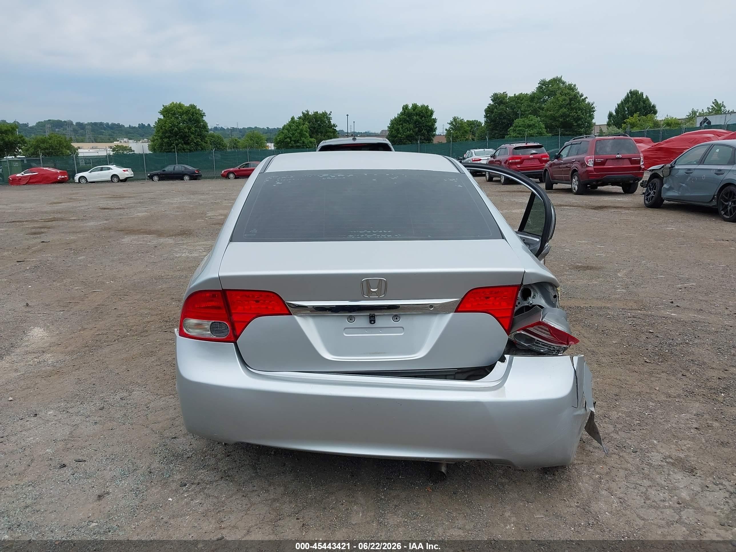 2009 Honda Civic Lx Silver vin: 2HGFA16539H308242