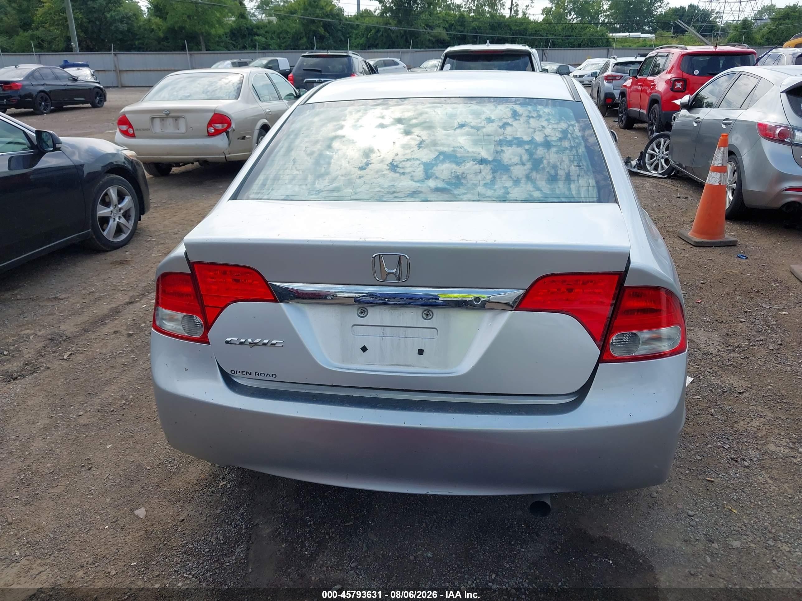 2009 Honda Civic Lx Silver vin: 2HGFA16539H361927