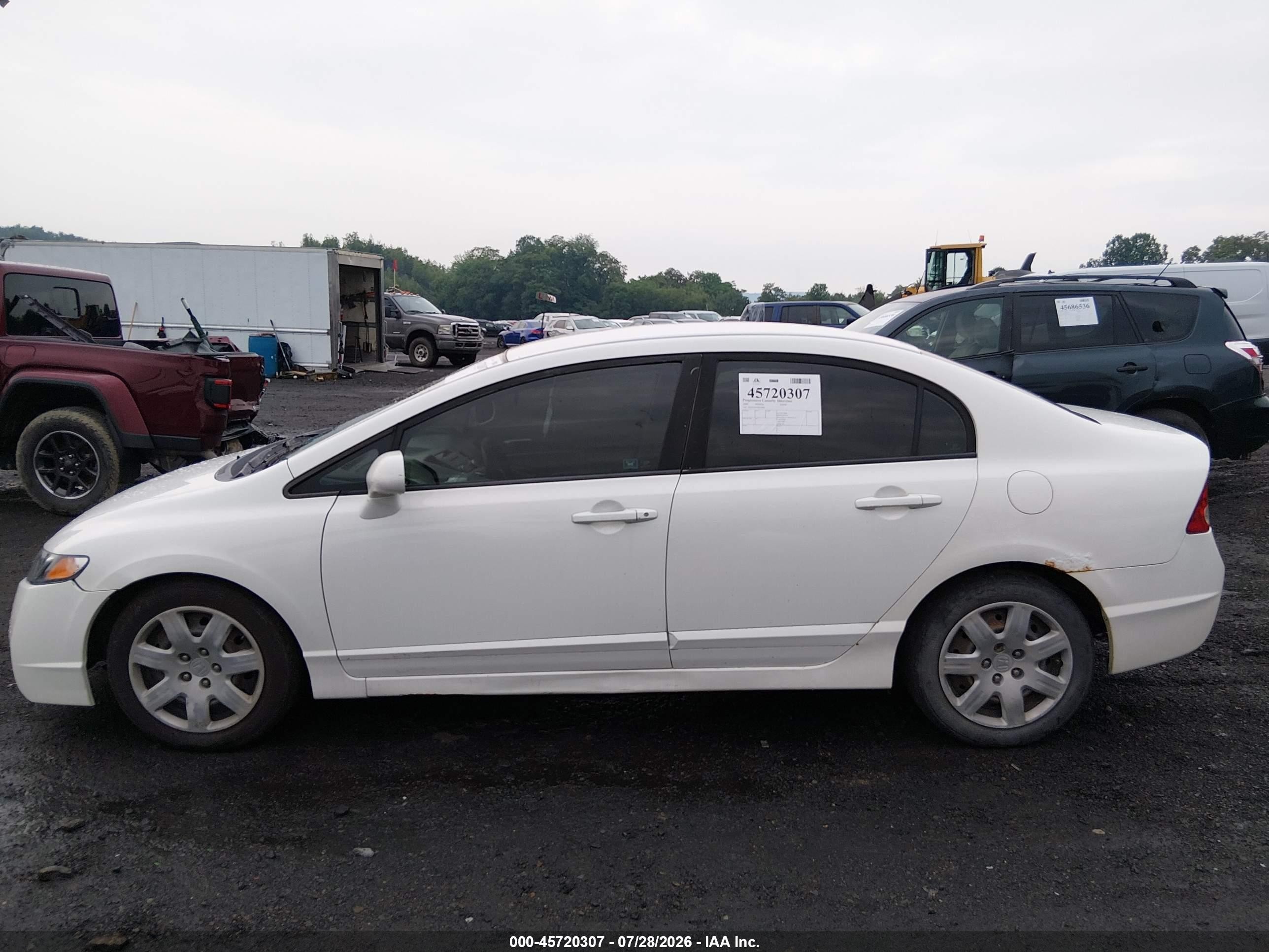 2009 Honda Civic Lx White vin: 2HGFA16539H539898