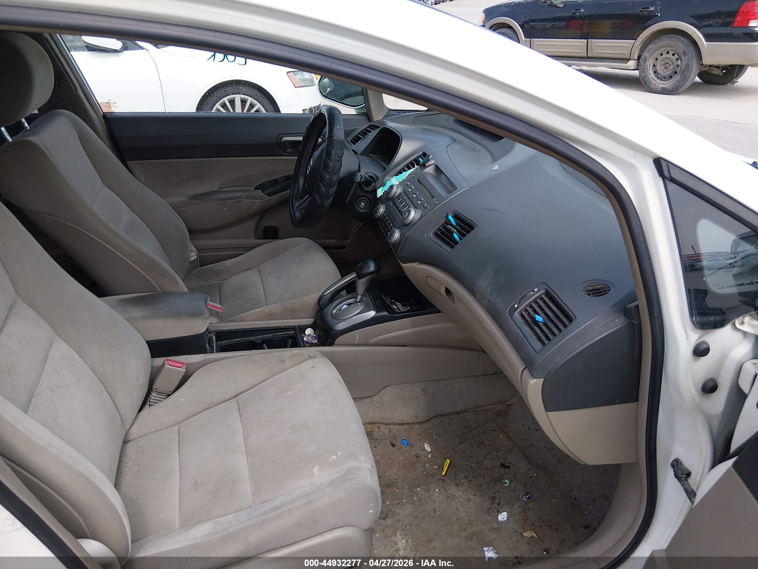 2009 Honda Civic Lx White vin: 2HGFA16539H548035