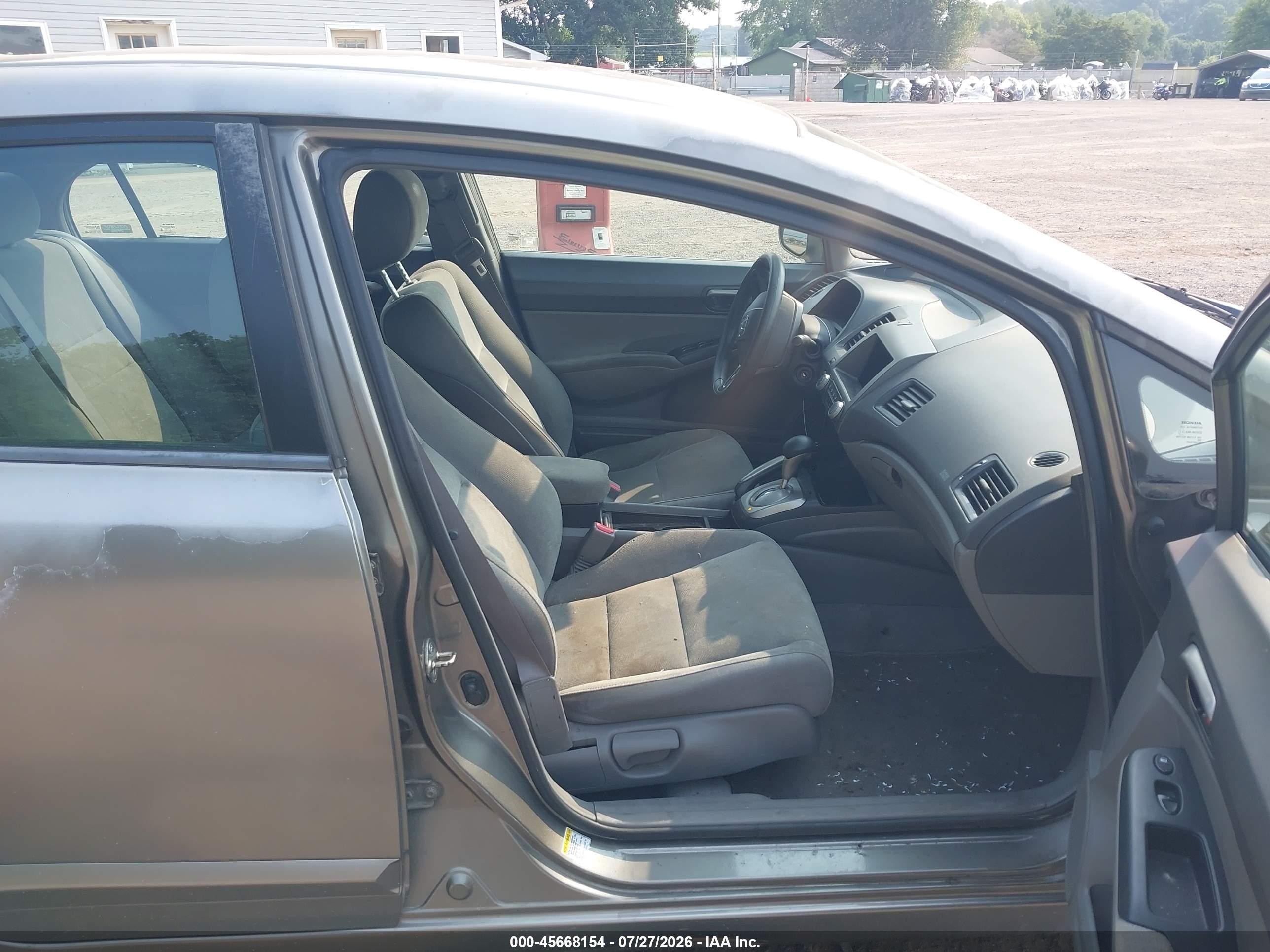 2008 Honda Civic Lx Silver vin: 2HGFA16548H503667