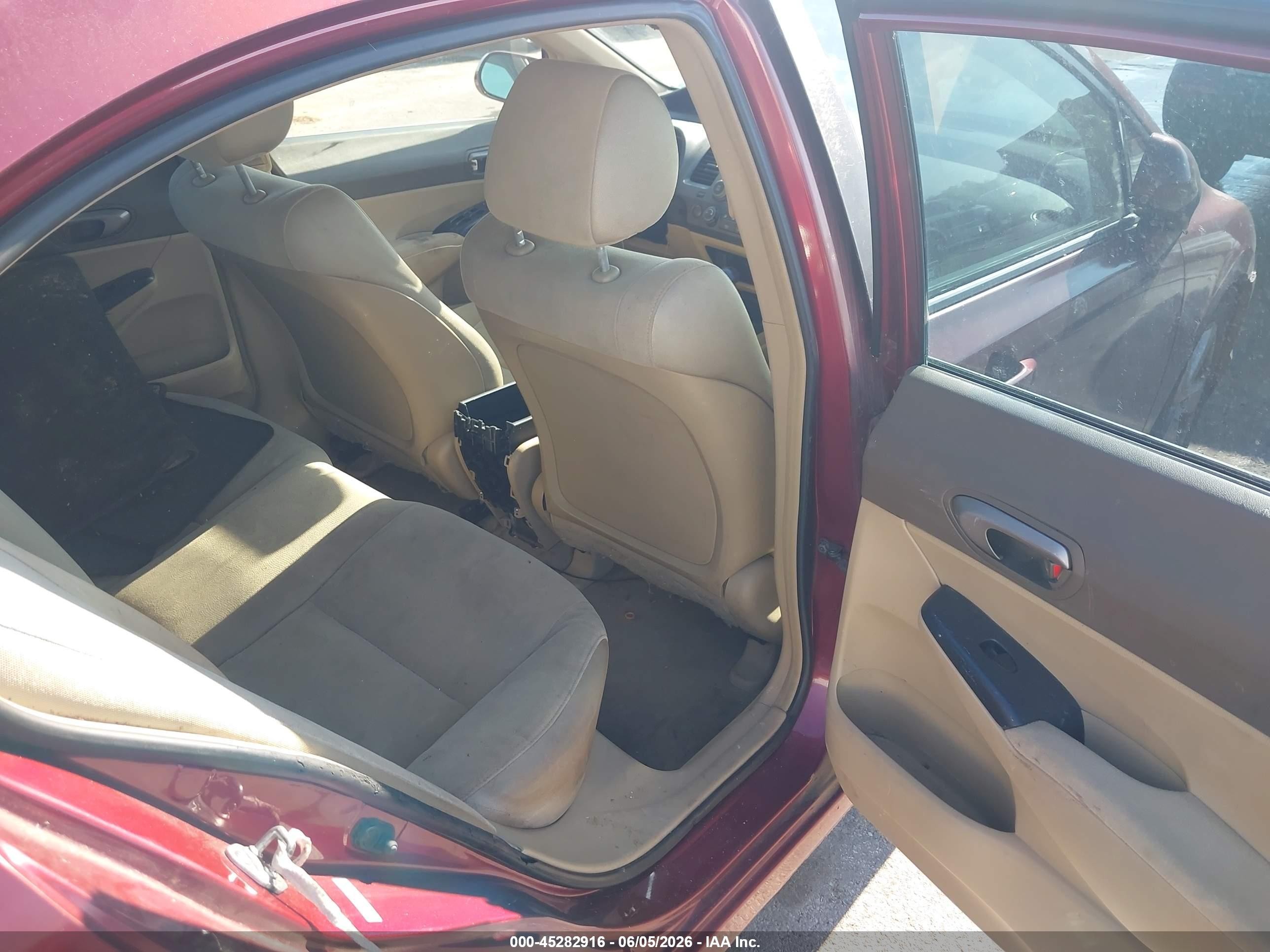 2008 Honda Civic Lx Red vin: 2HGFA16558H534815