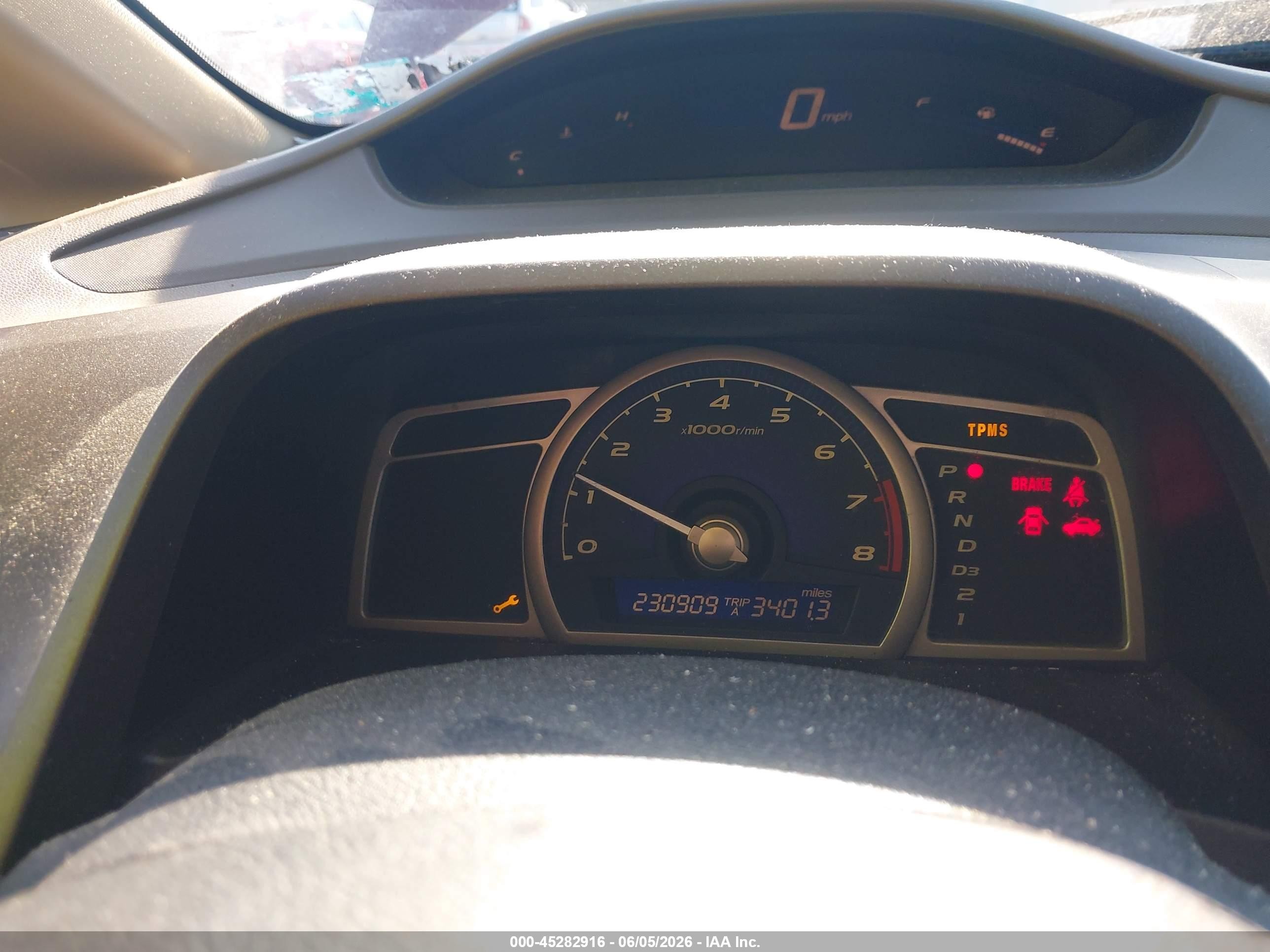 2008 Honda Civic Lx Red vin: 2HGFA16558H534815