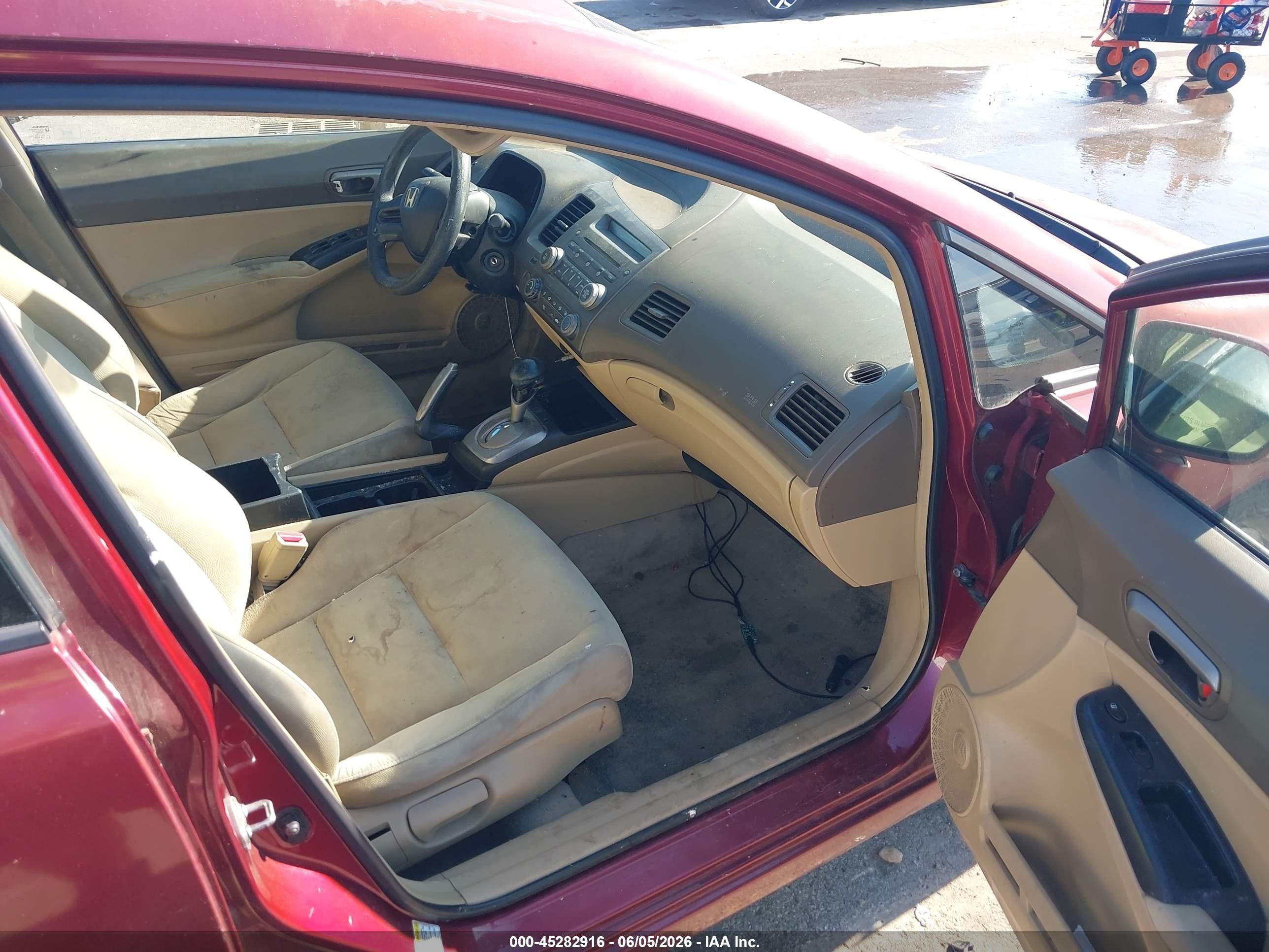 2008 Honda Civic Lx Red vin: 2HGFA16558H534815