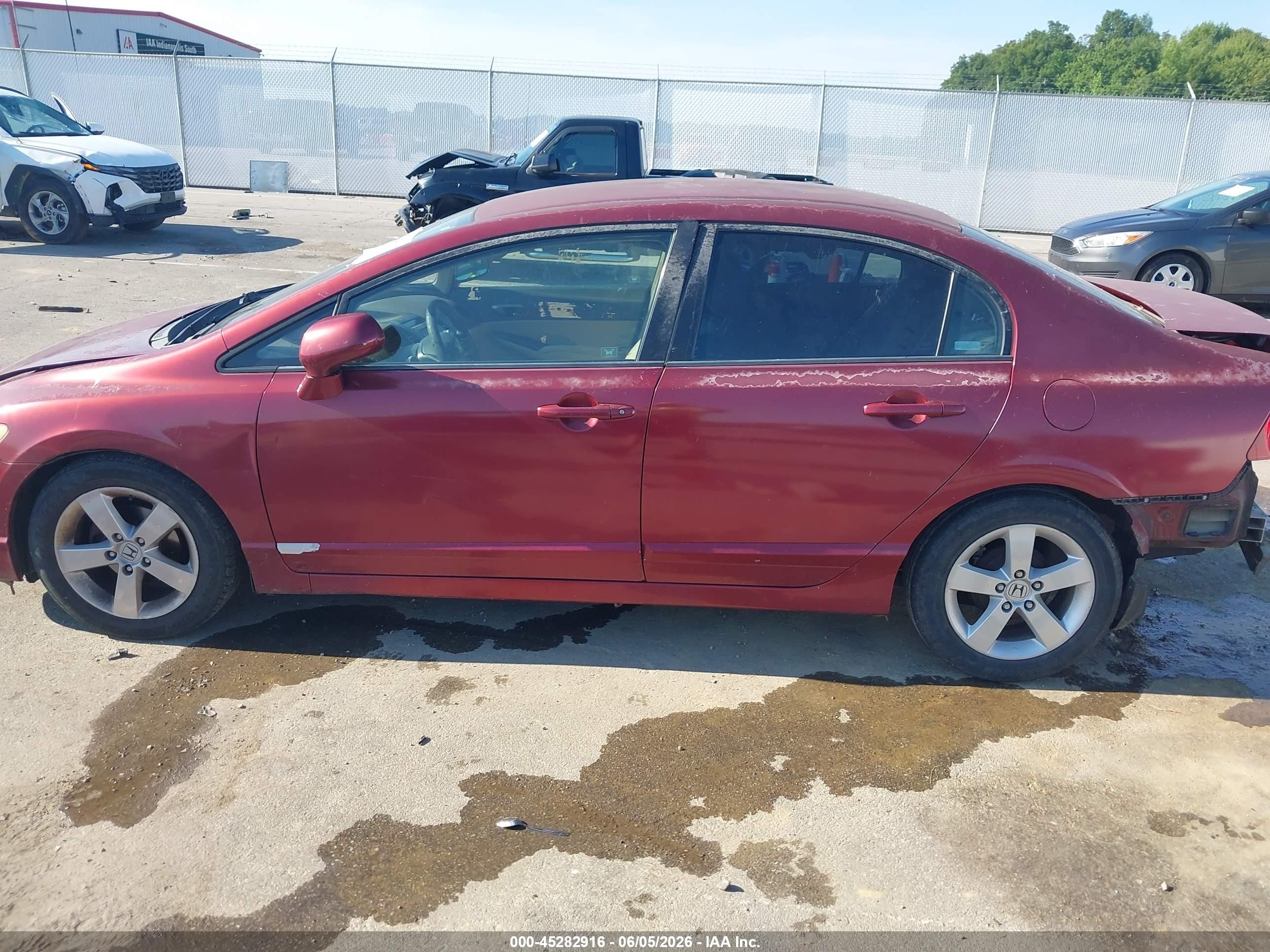 2008 Honda Civic Lx Red vin: 2HGFA16558H534815