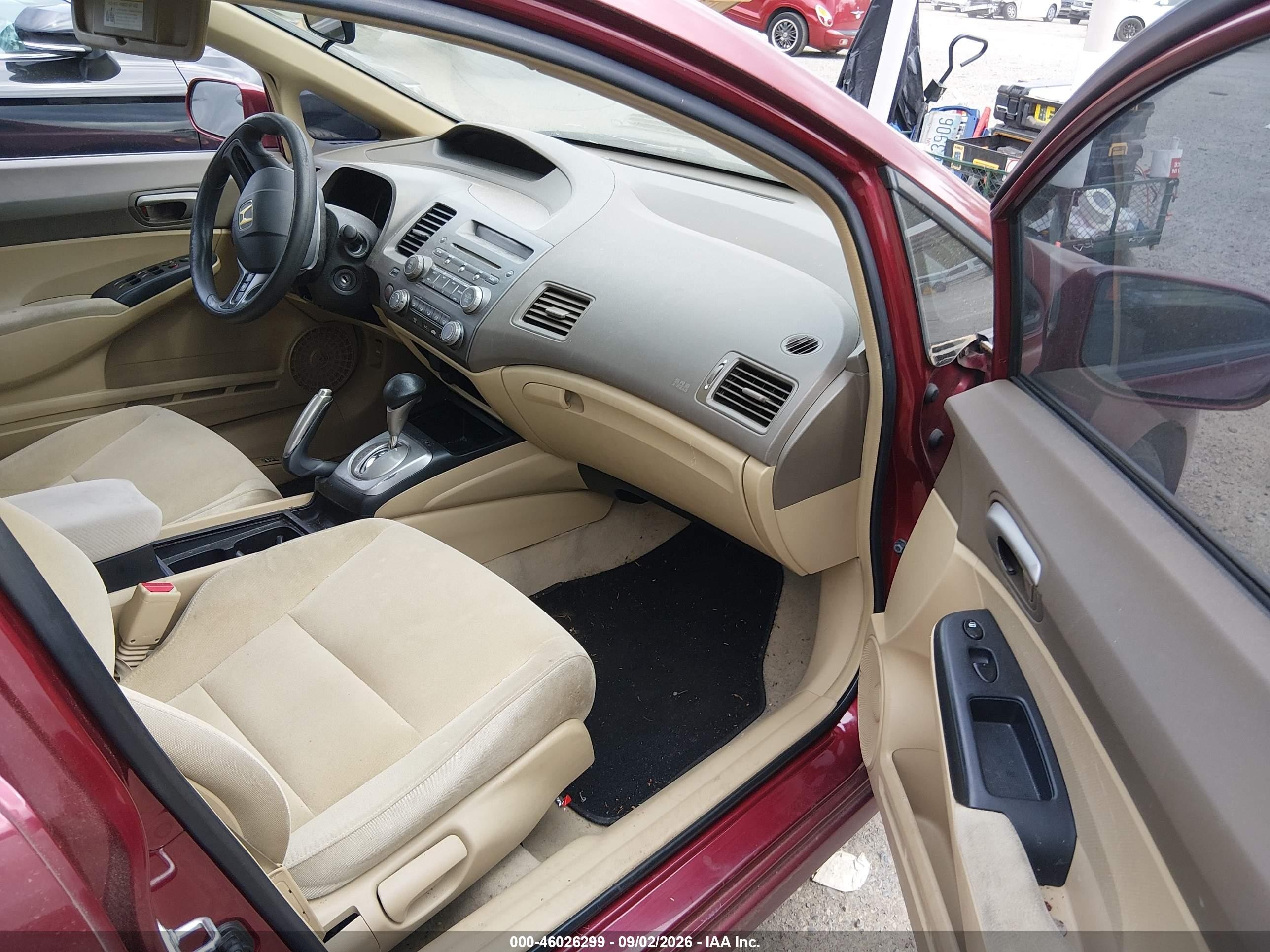 2008 Honda Civic Lx Burgundy vin: 2HGFA16558H535396