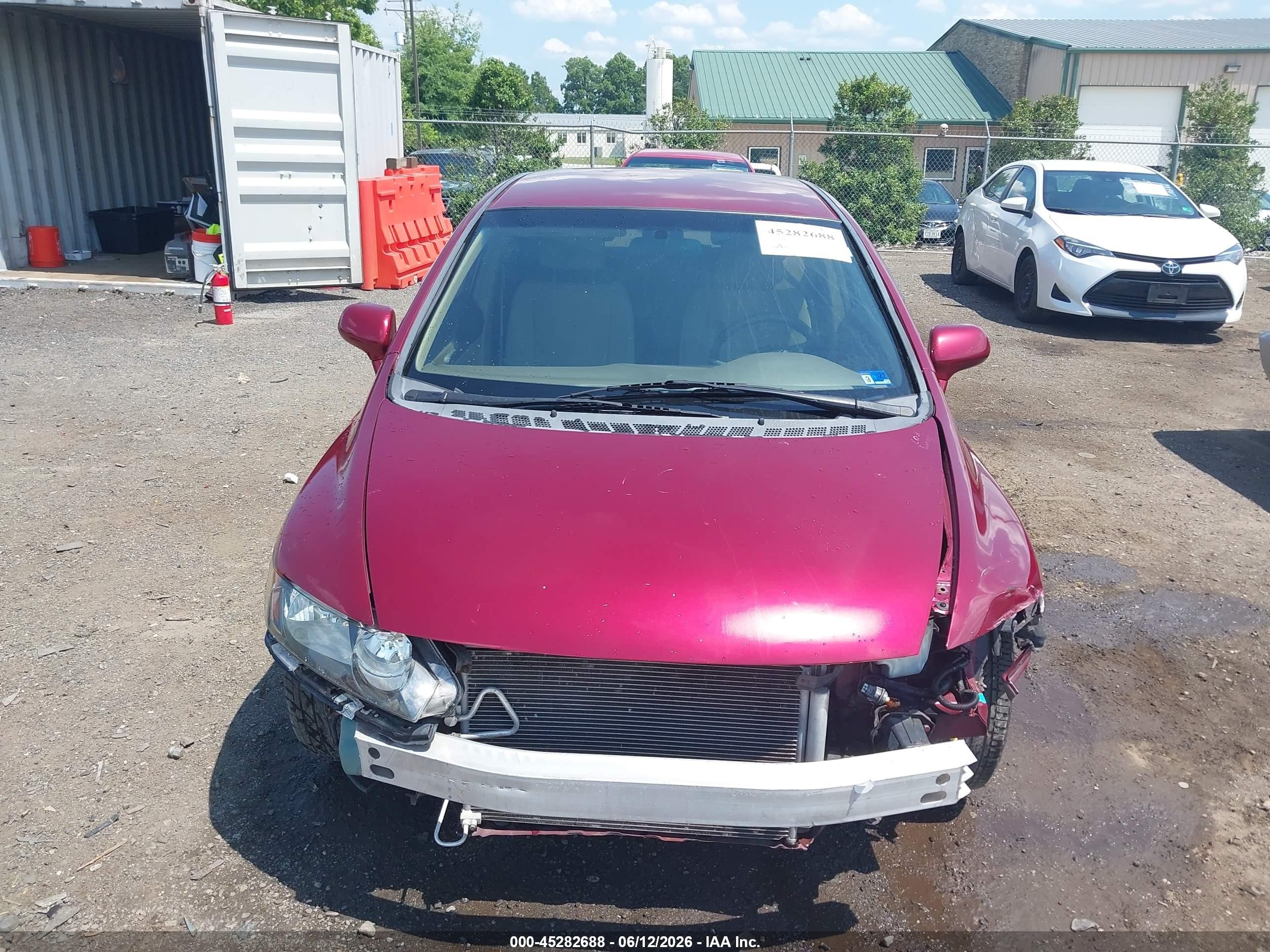 2008 Honda Civic Lx Burgundy vin: 2HGFA16568H528876