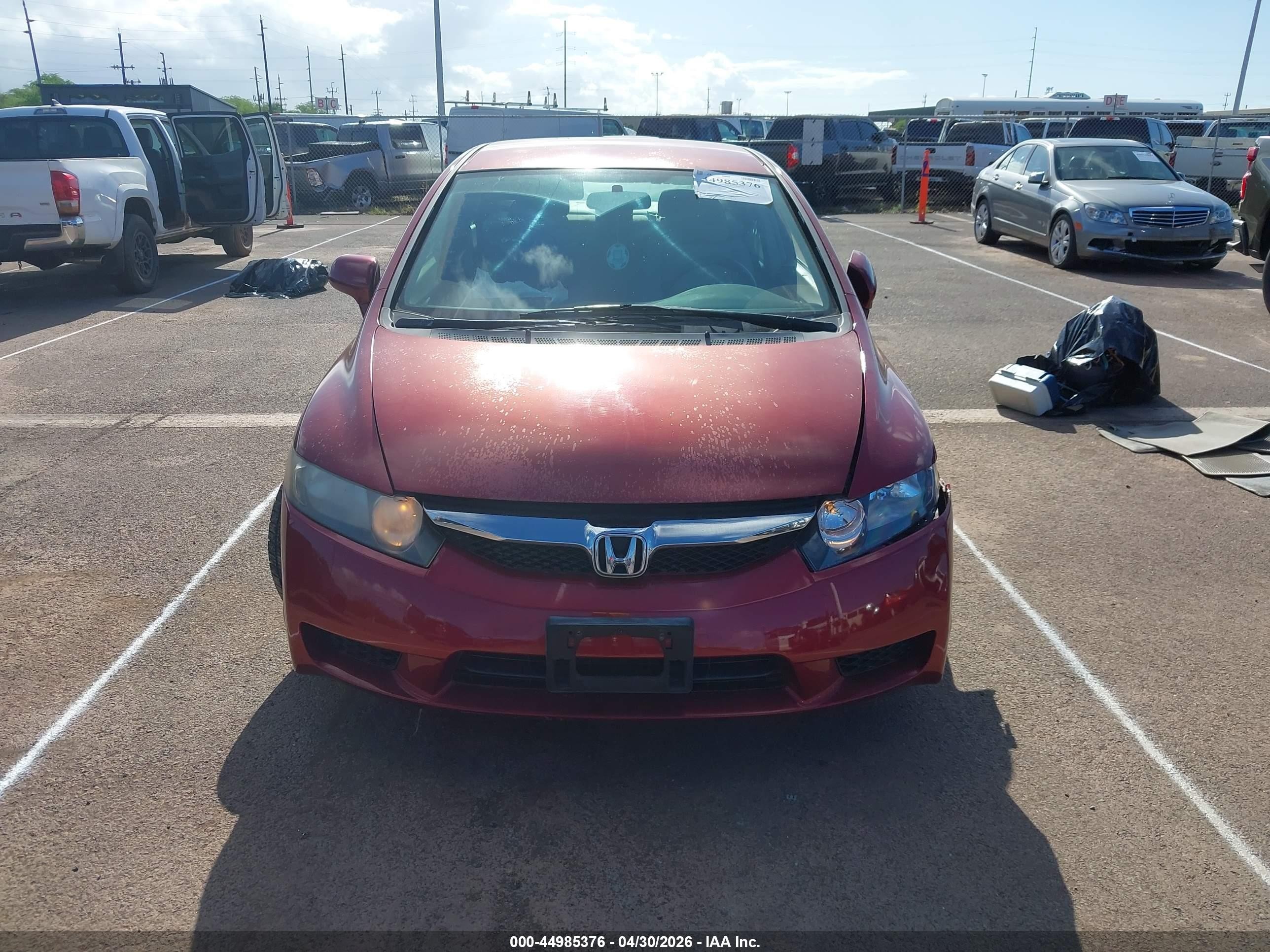 2009 Honda Civic Lx Красный vin: 2HGFA16569H358049
