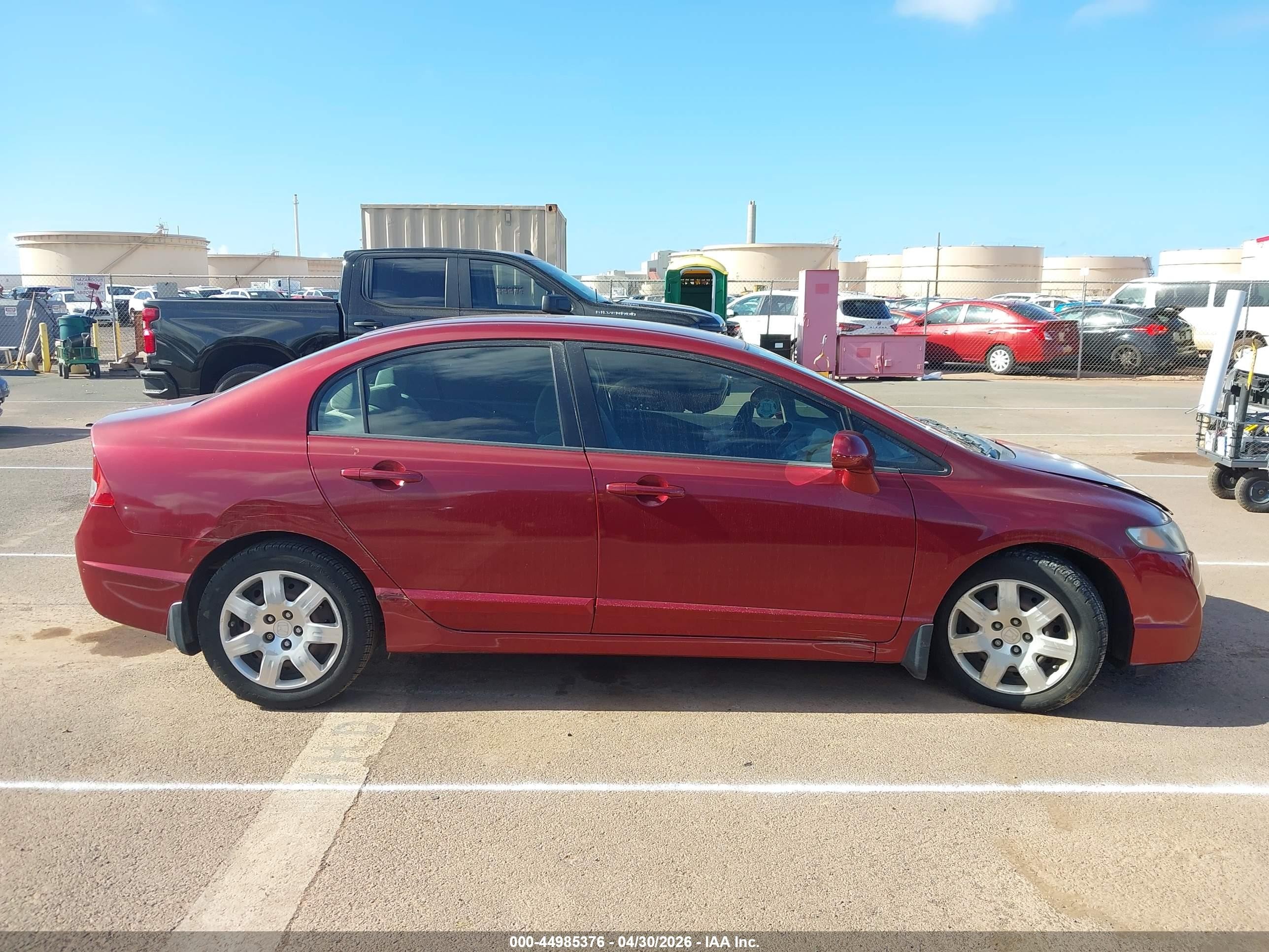 2009 Honda Civic Lx Красный vin: 2HGFA16569H358049