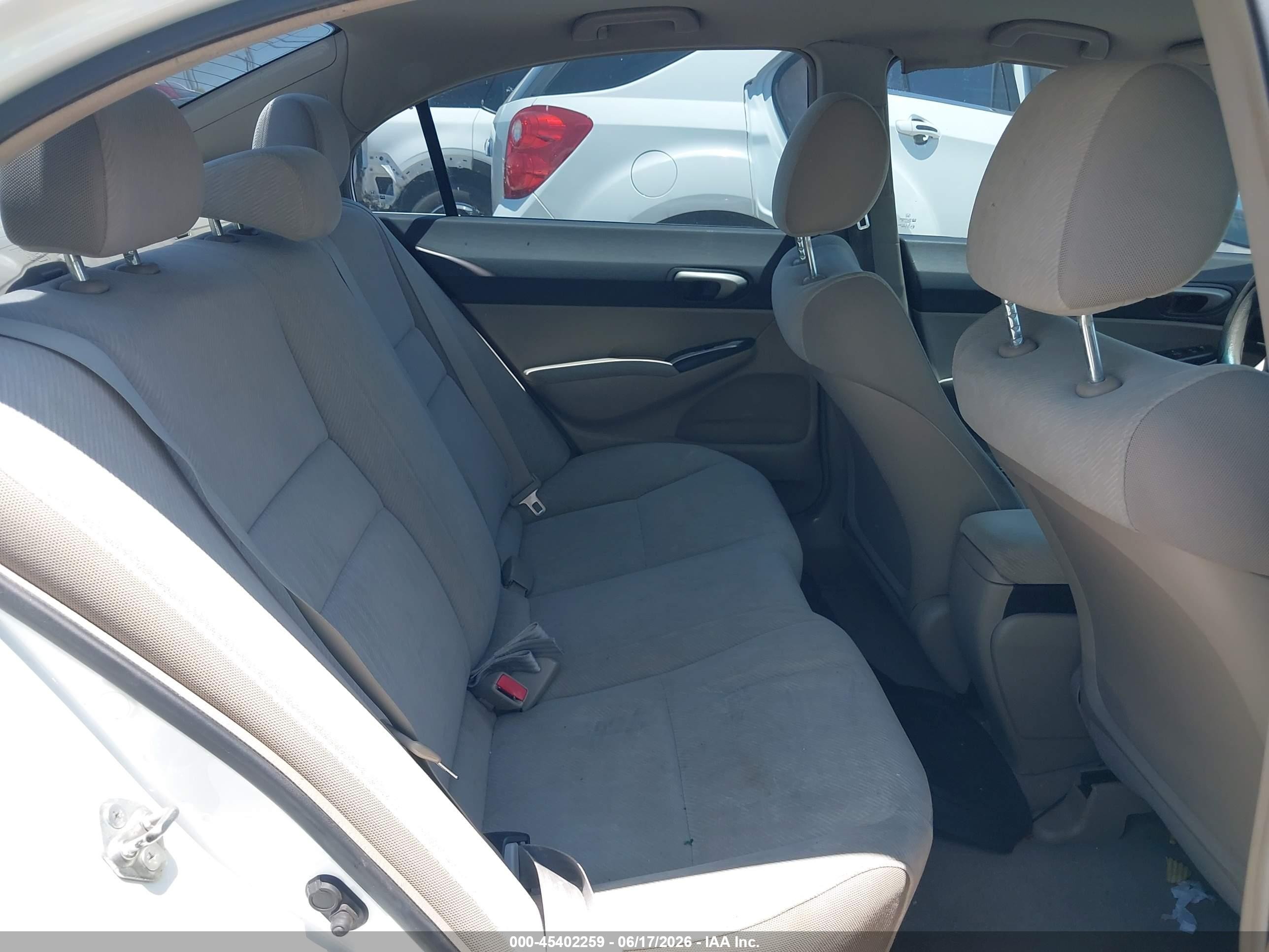 2009 Honda Civic Lx White vin: 2HGFA16569H365115