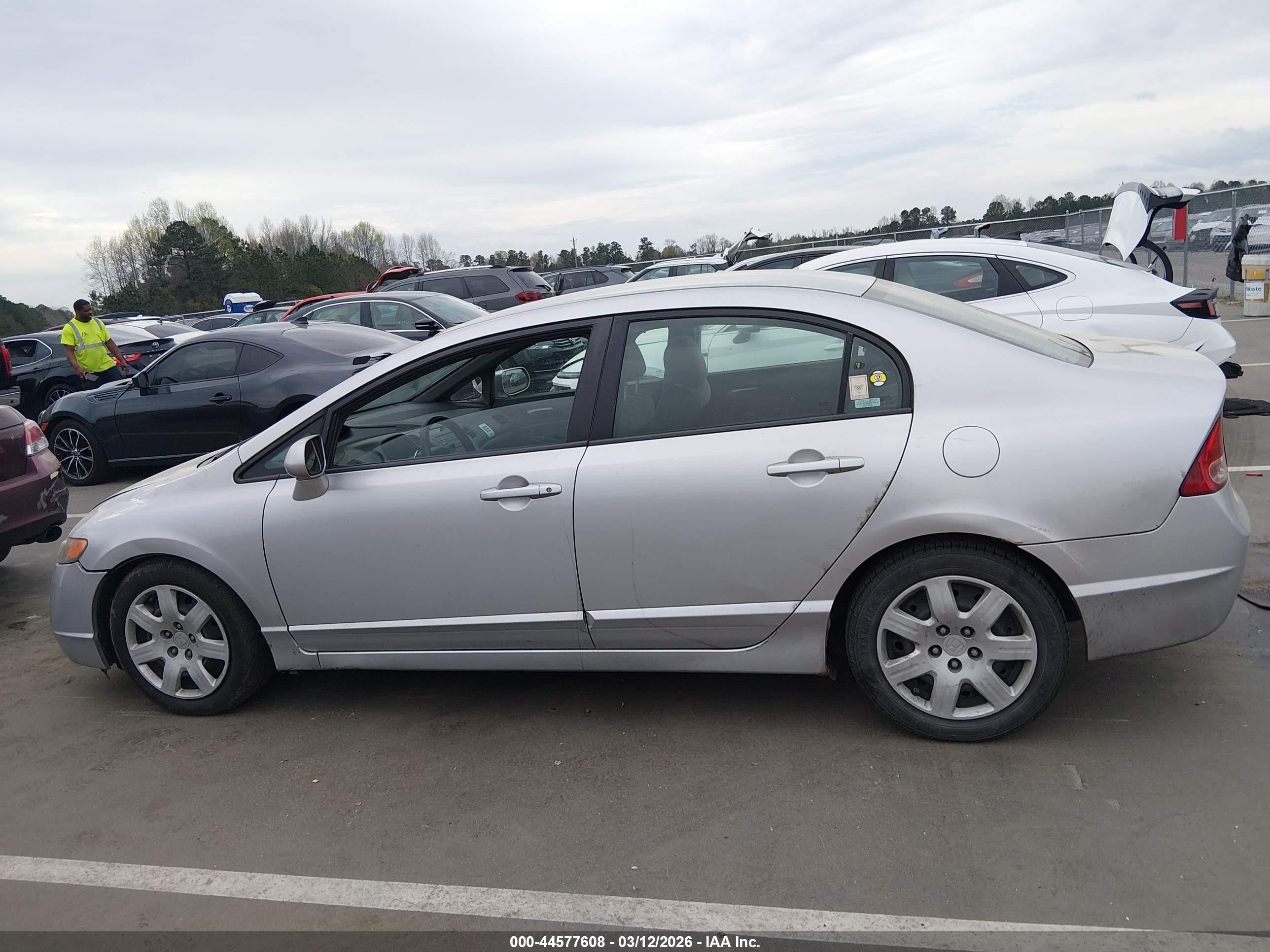 2008 Honda Civic Lx Silver vin: 2HGFA16578H305570