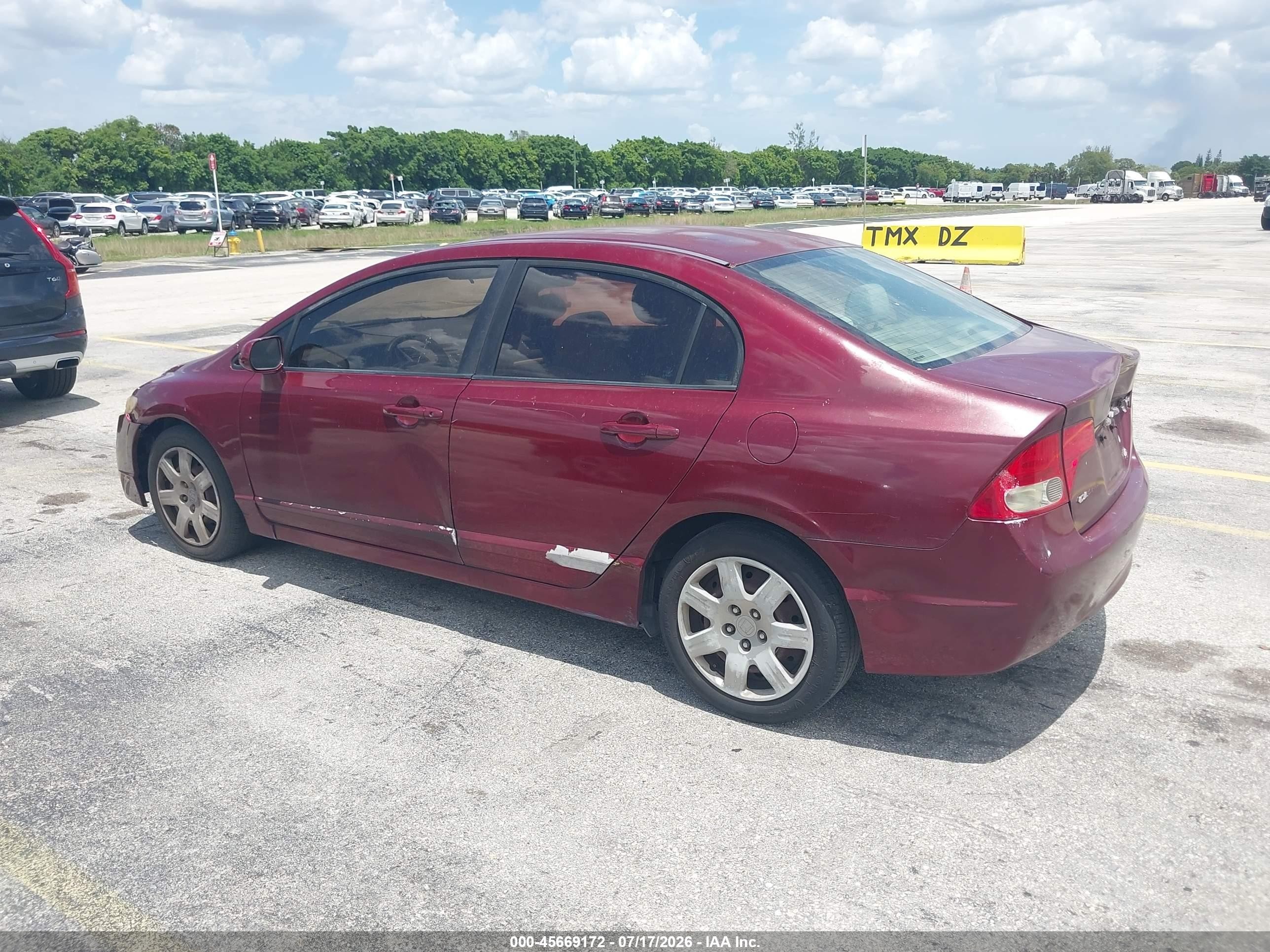 2009 Honda Civic Lx Maroon vin: 2HGFA16579H502403