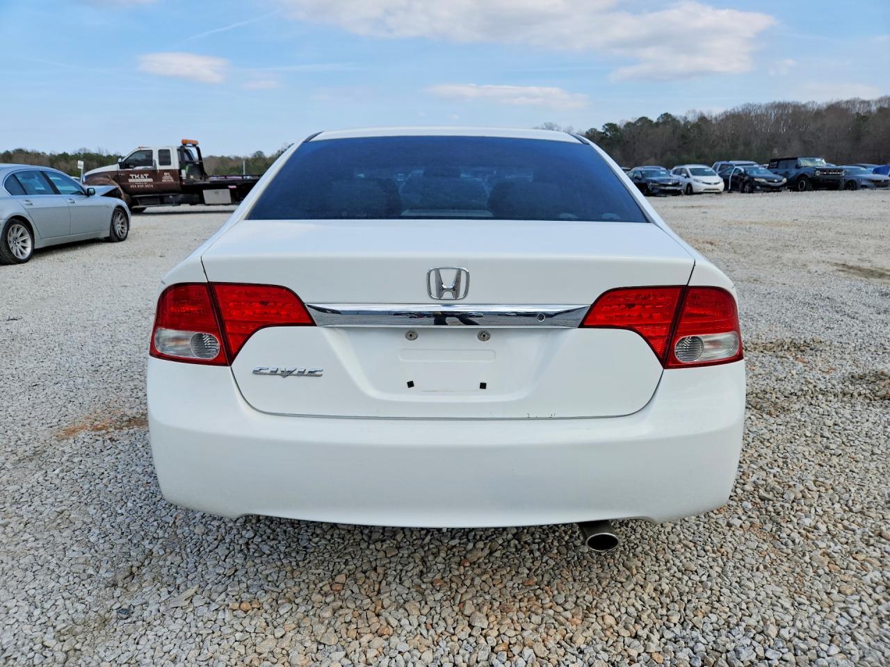 2009 Honda Civic Lx White vin: 2HGFA16579H526569