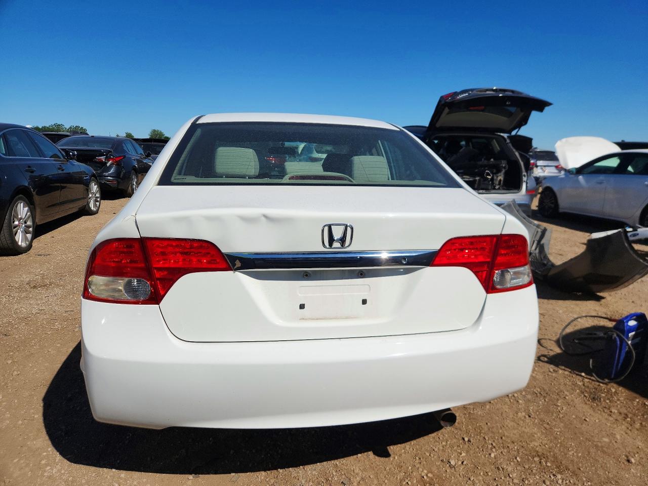 2009 Honda Civic Lx White vin: 2HGFA16589H368372