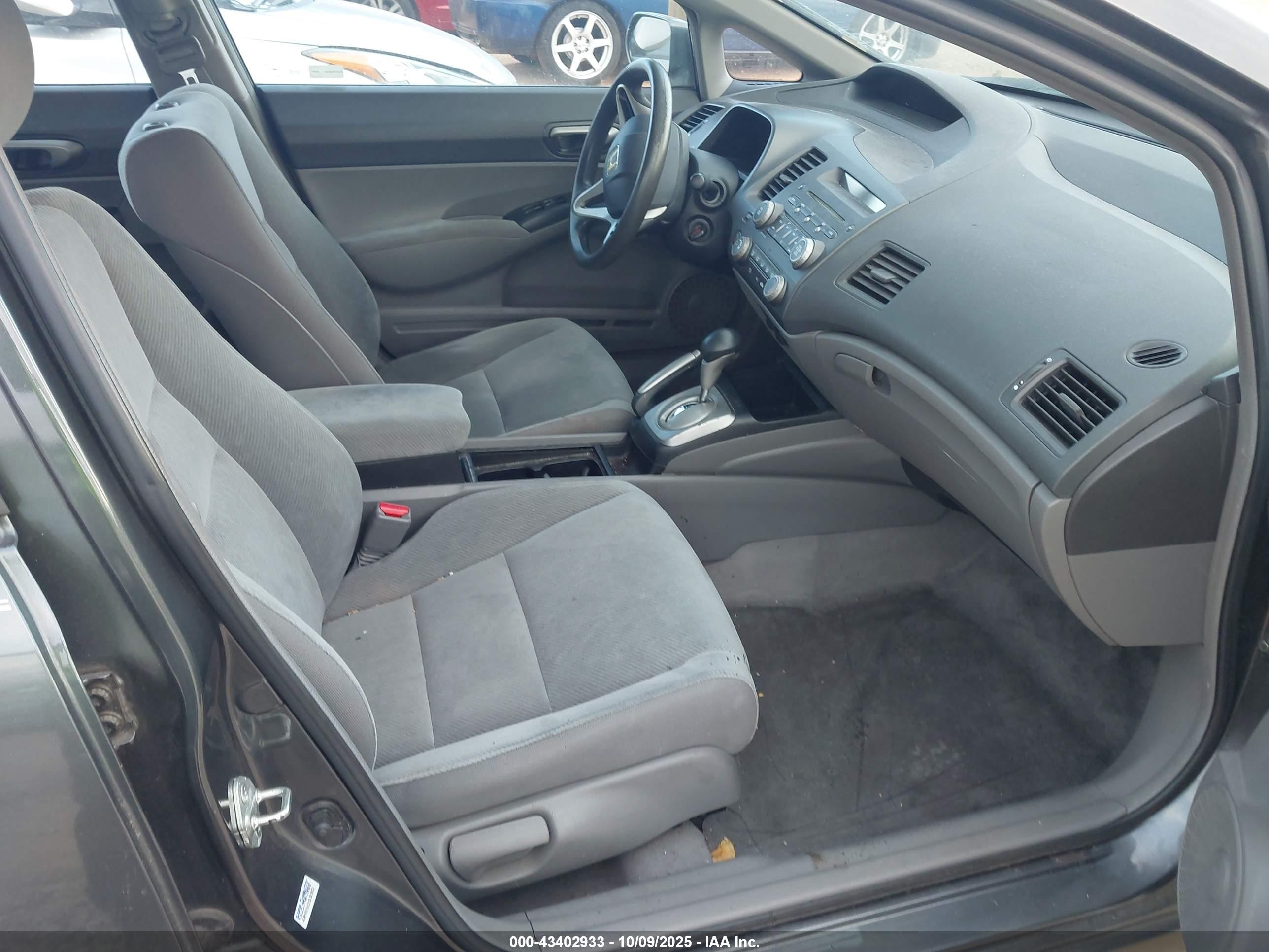 2009 Honda Civic Lx Gray vin: 2HGFA16589H526063