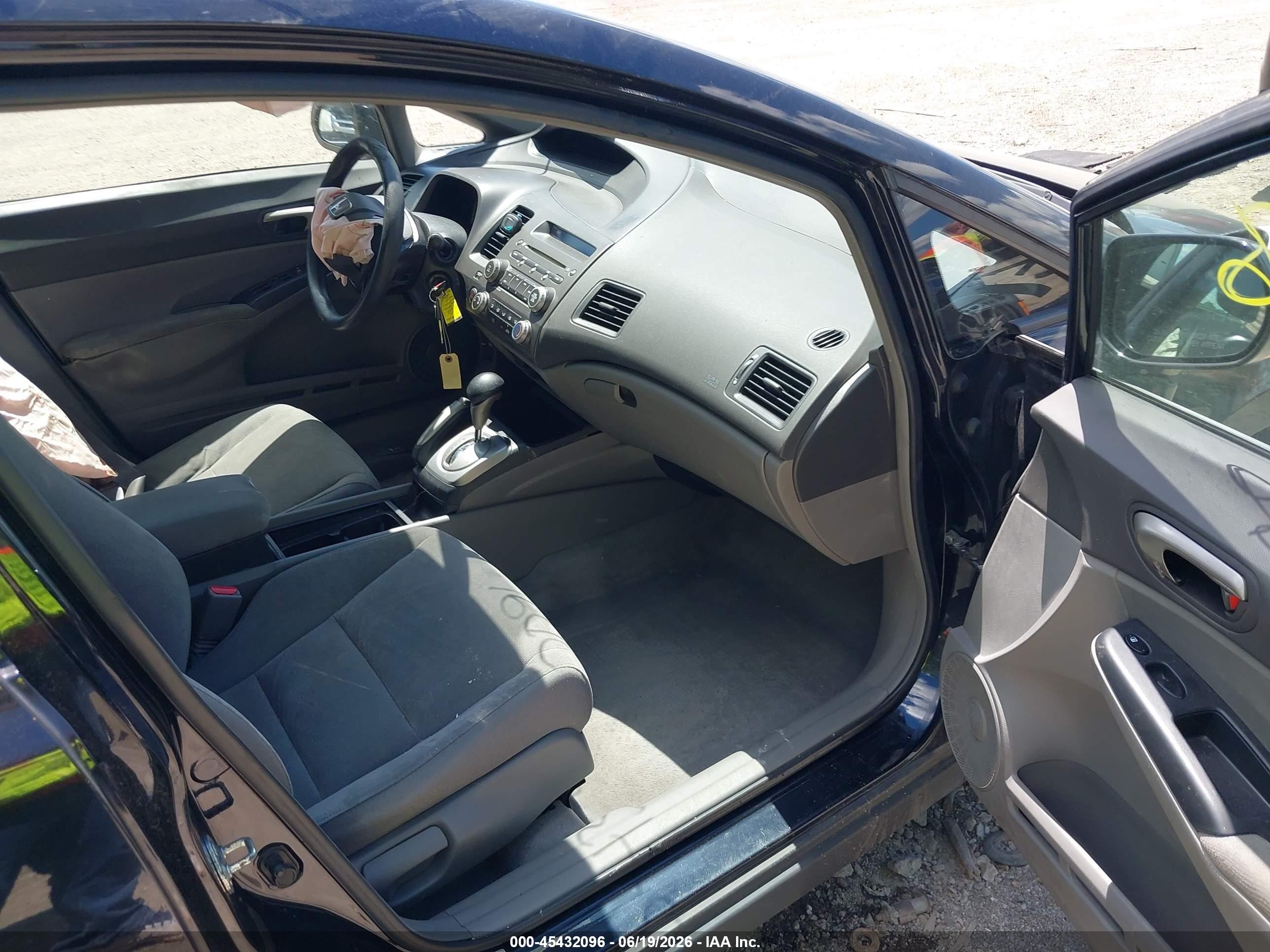 2008 Honda Civic Lx Черный vin: 2HGFA16598H301598